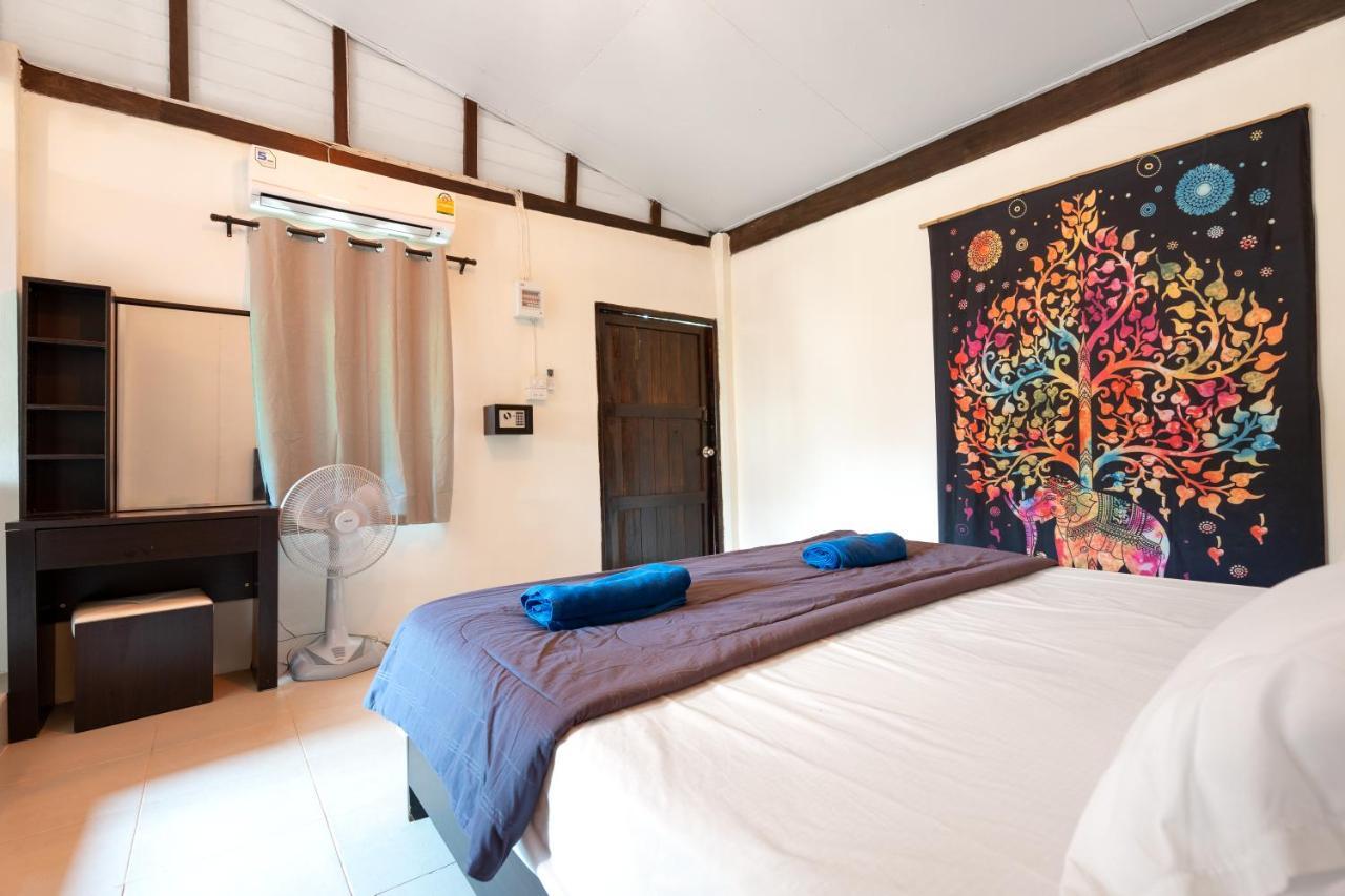 Lanta Lily Resort