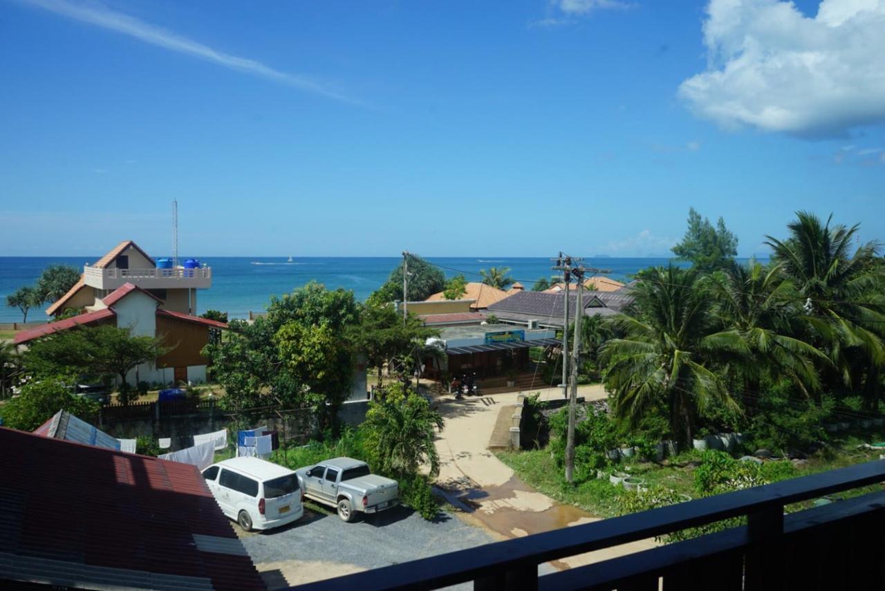 Lanta Ray Bay