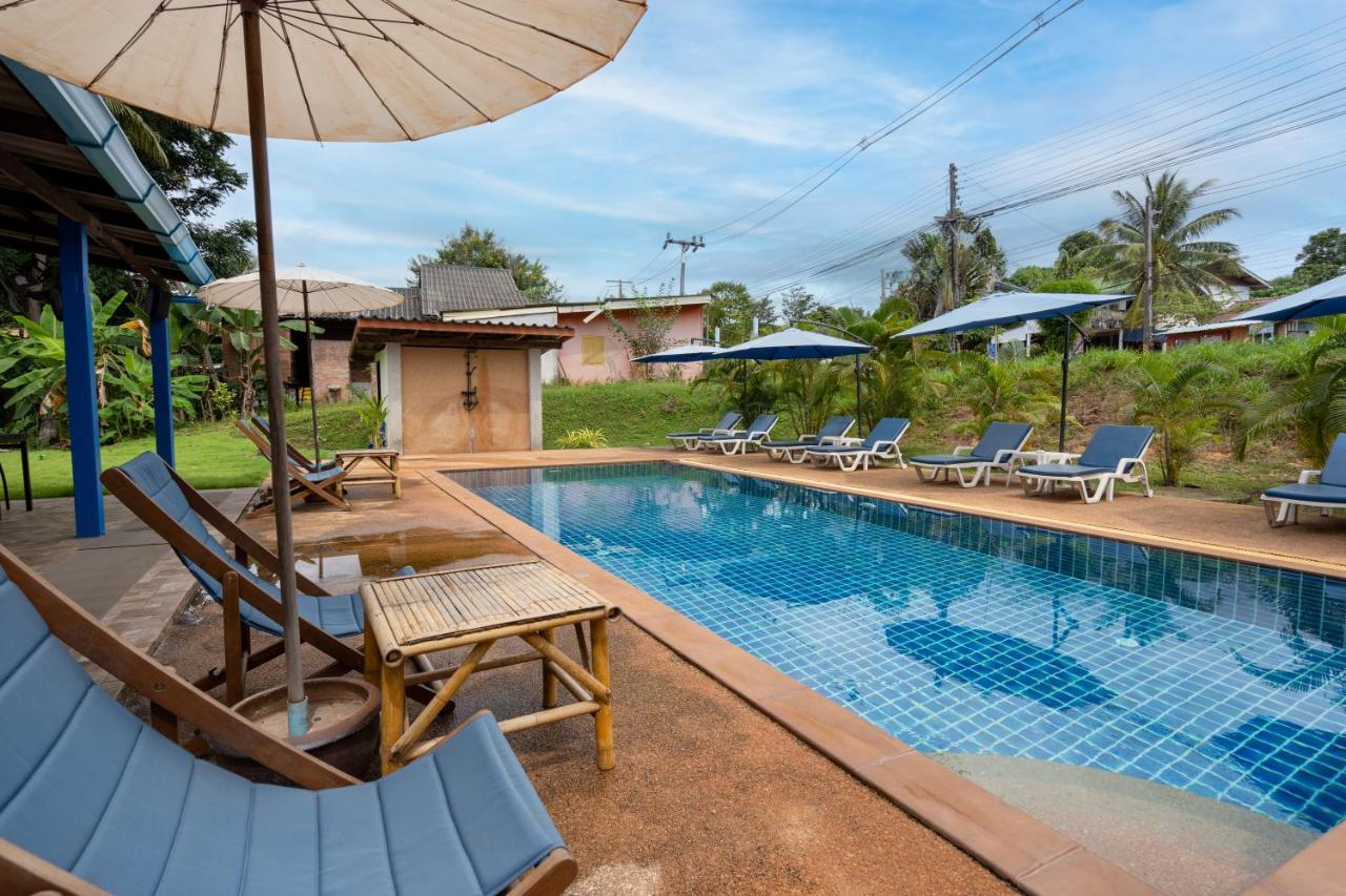 Lanta Lily Resort