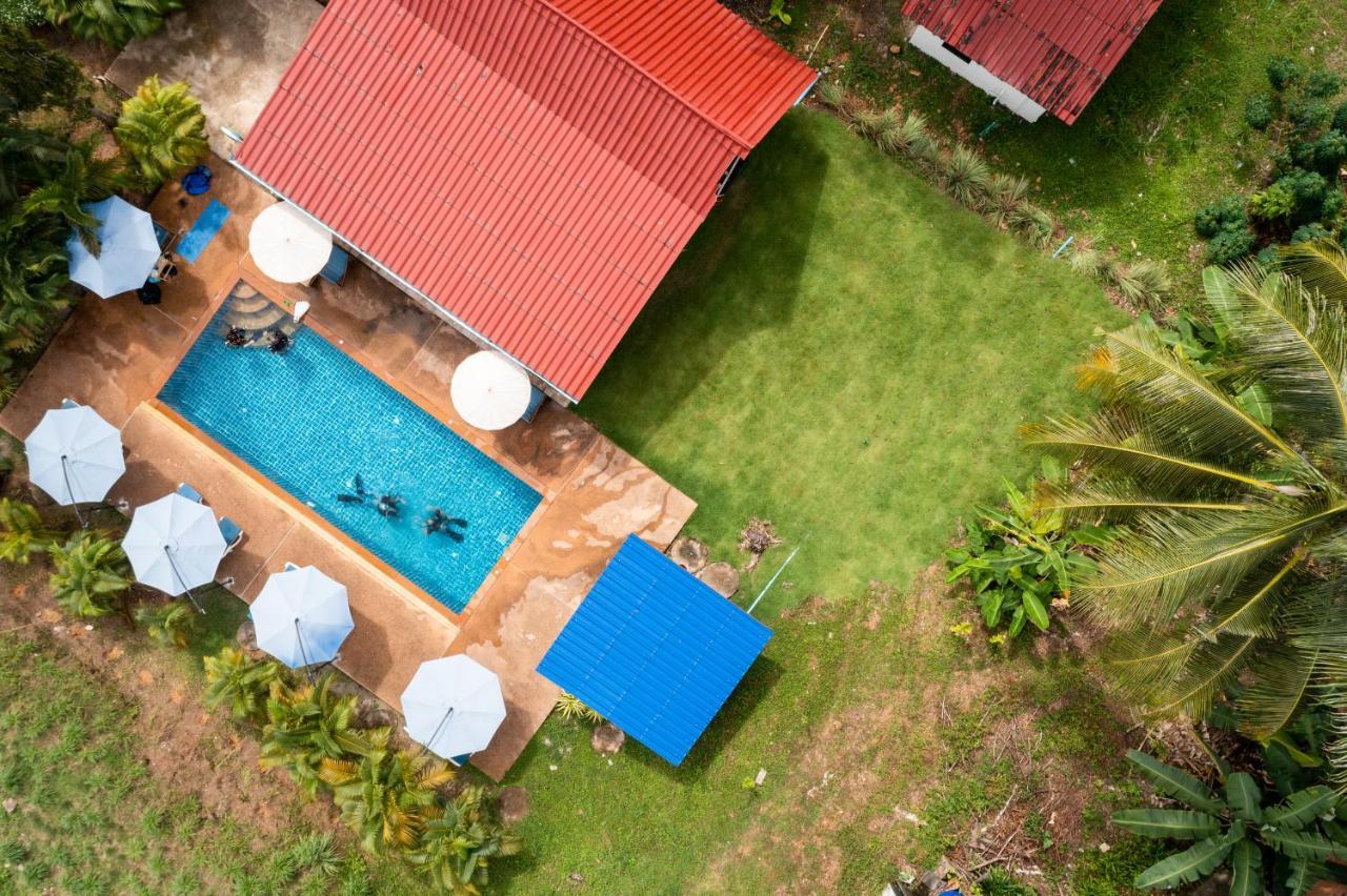 Lanta Lily Resort 3*