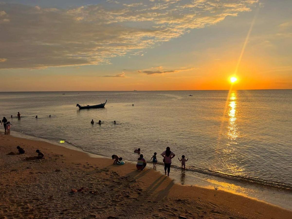 Prukrom Lanta Koh Lanta