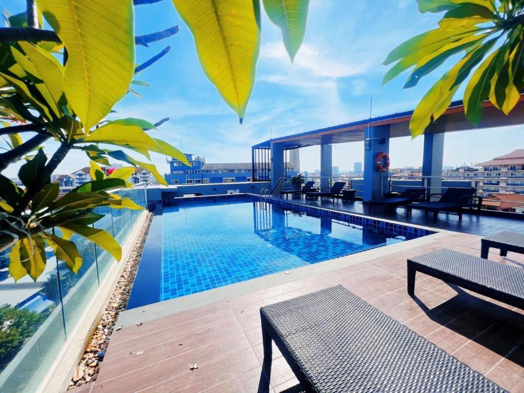 Hotel Honey 3*