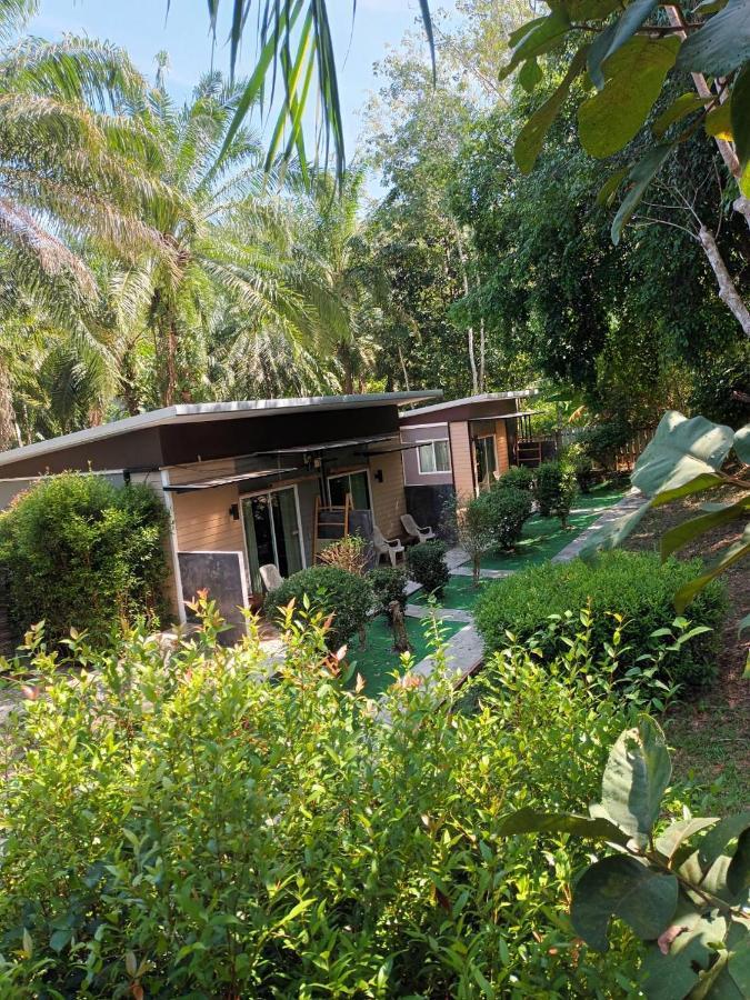 Holiday home Baanphong Lanta *