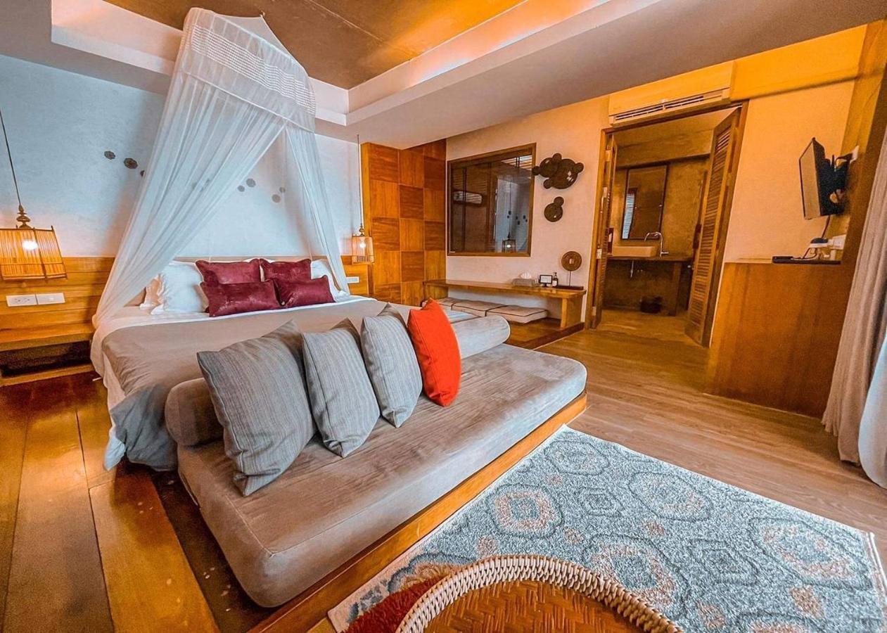 Hotel The Parlour Krabi 3*