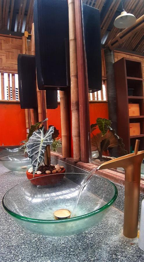 Aha Lanta Cozy Hostel *