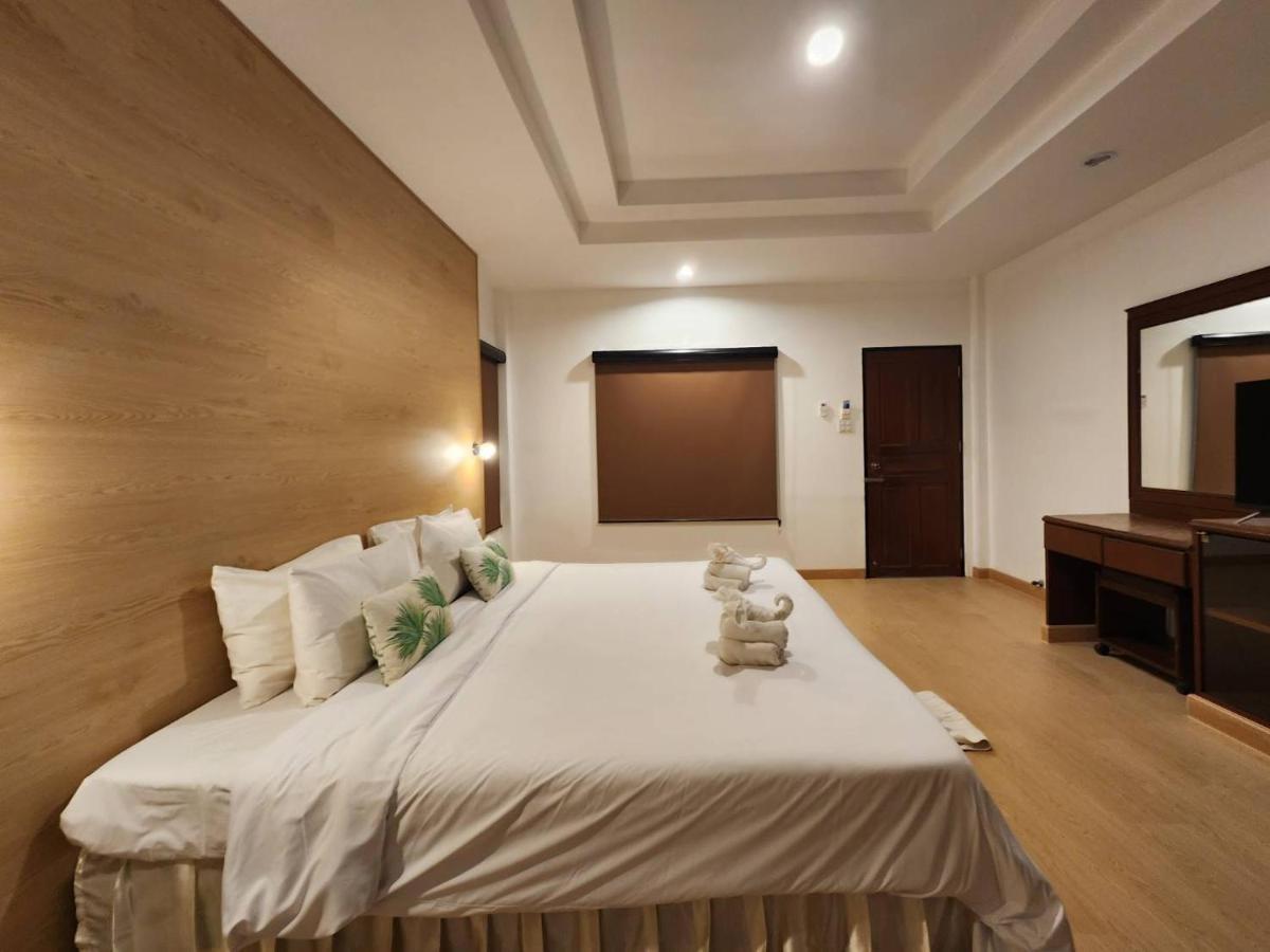 Lanta Village 4*