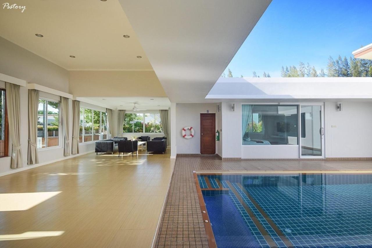 Pool 5*