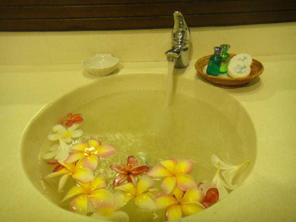 Samui & Resort 2*