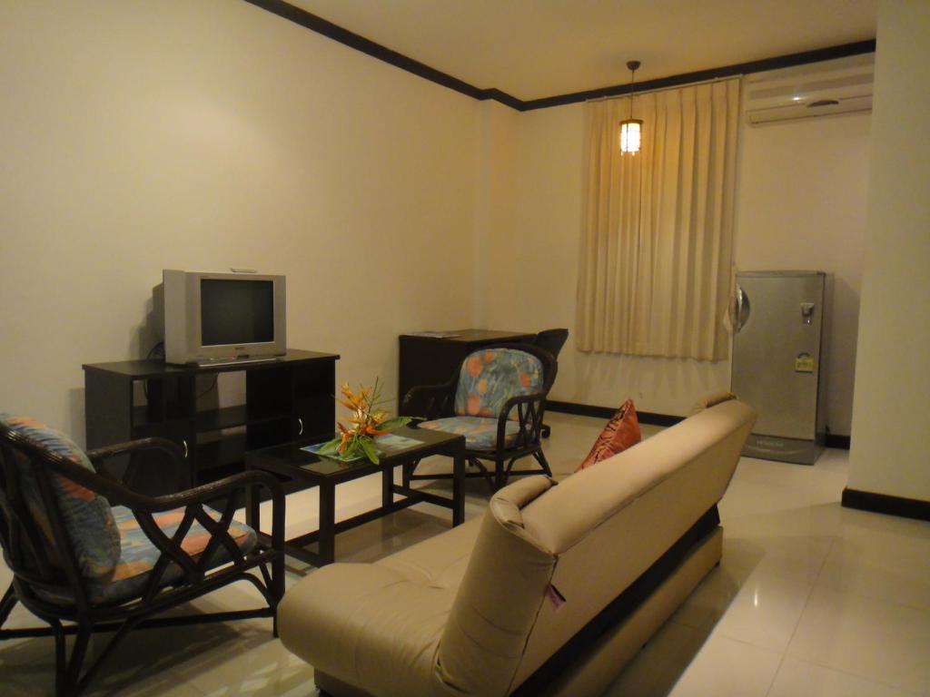 Samui & Resort 2*
