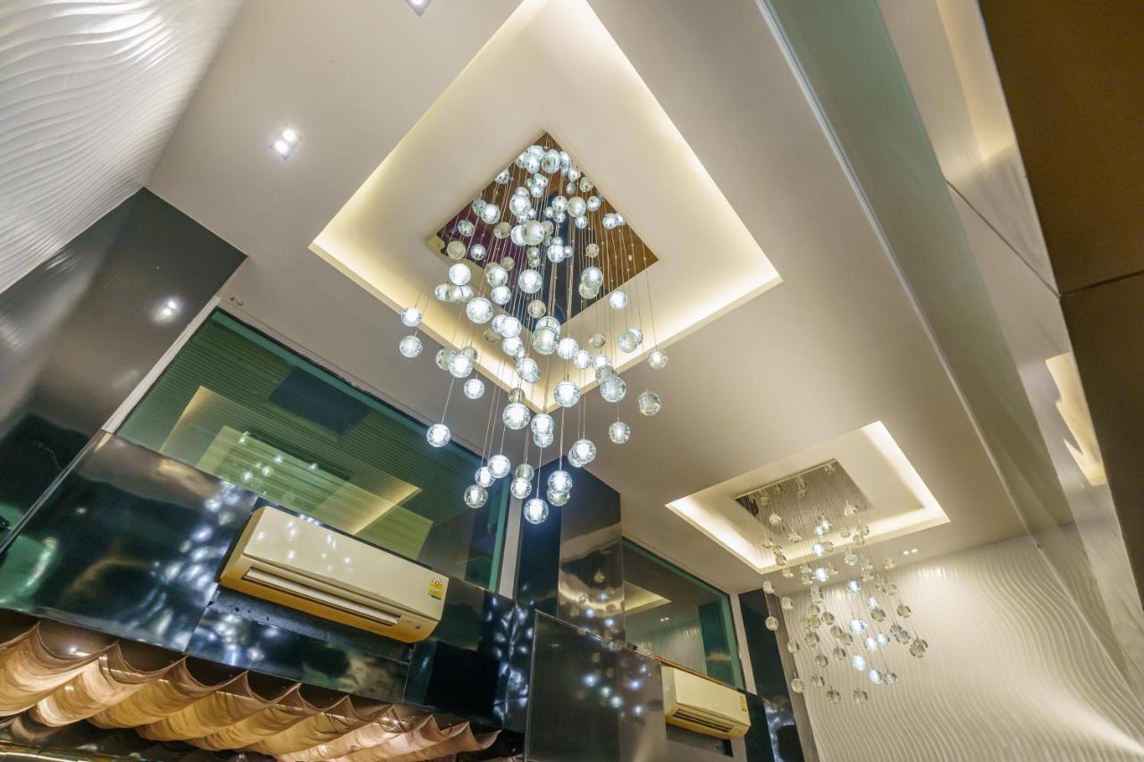 De Lux Bangkok 4* Ban Khlong Lat Bua Khao