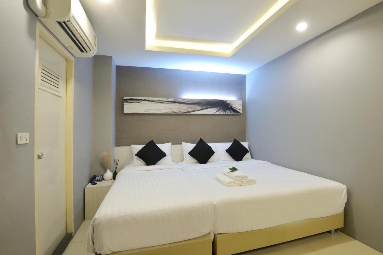 De Lux Bangkok Hotel 4*