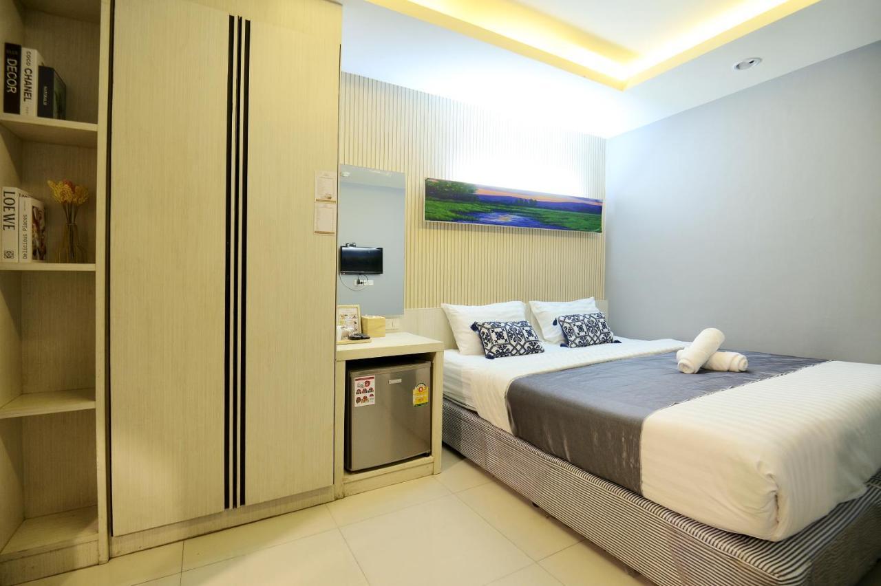 De Lux Bangkok 4*