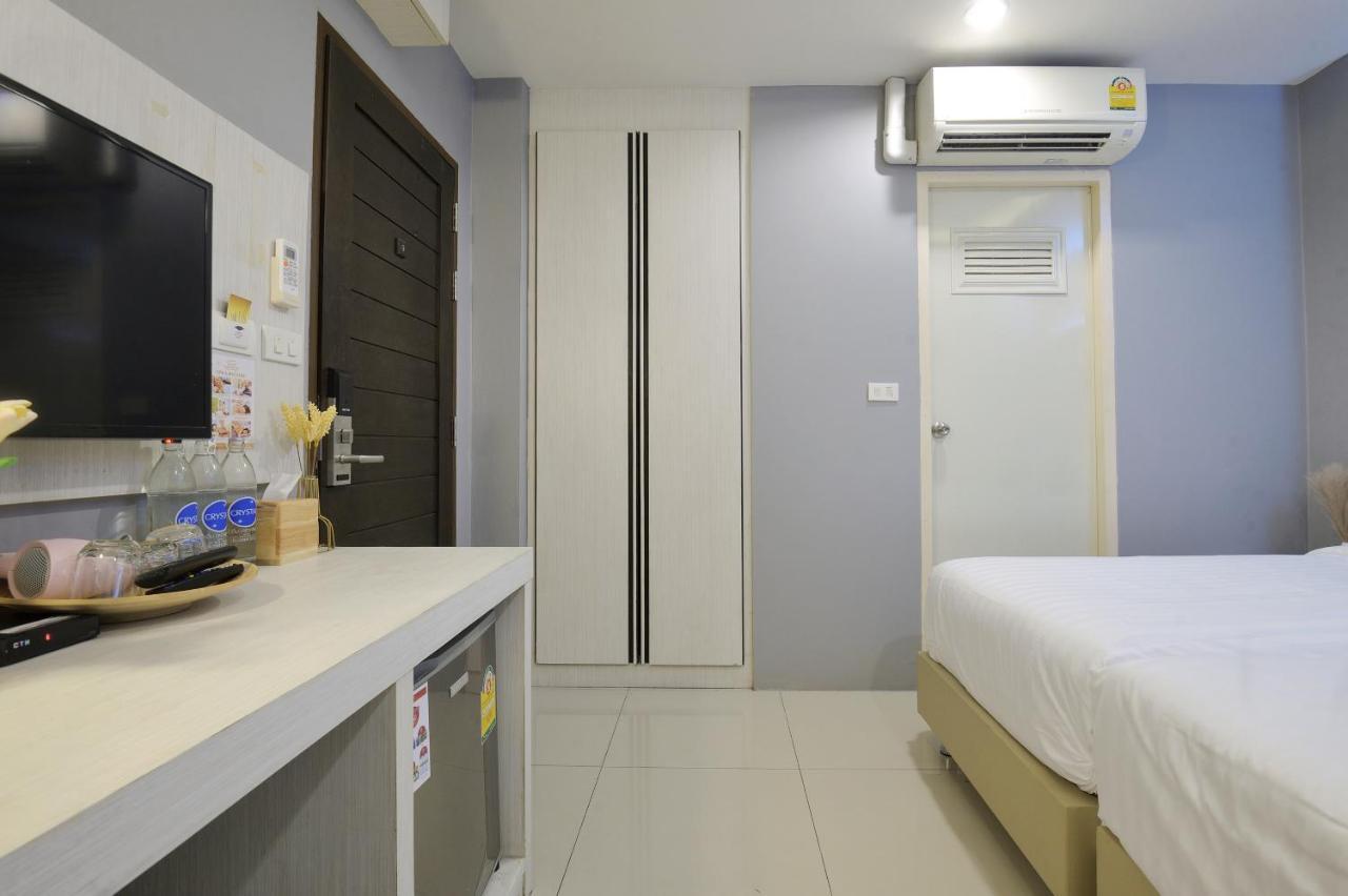 De Lux Bangkok