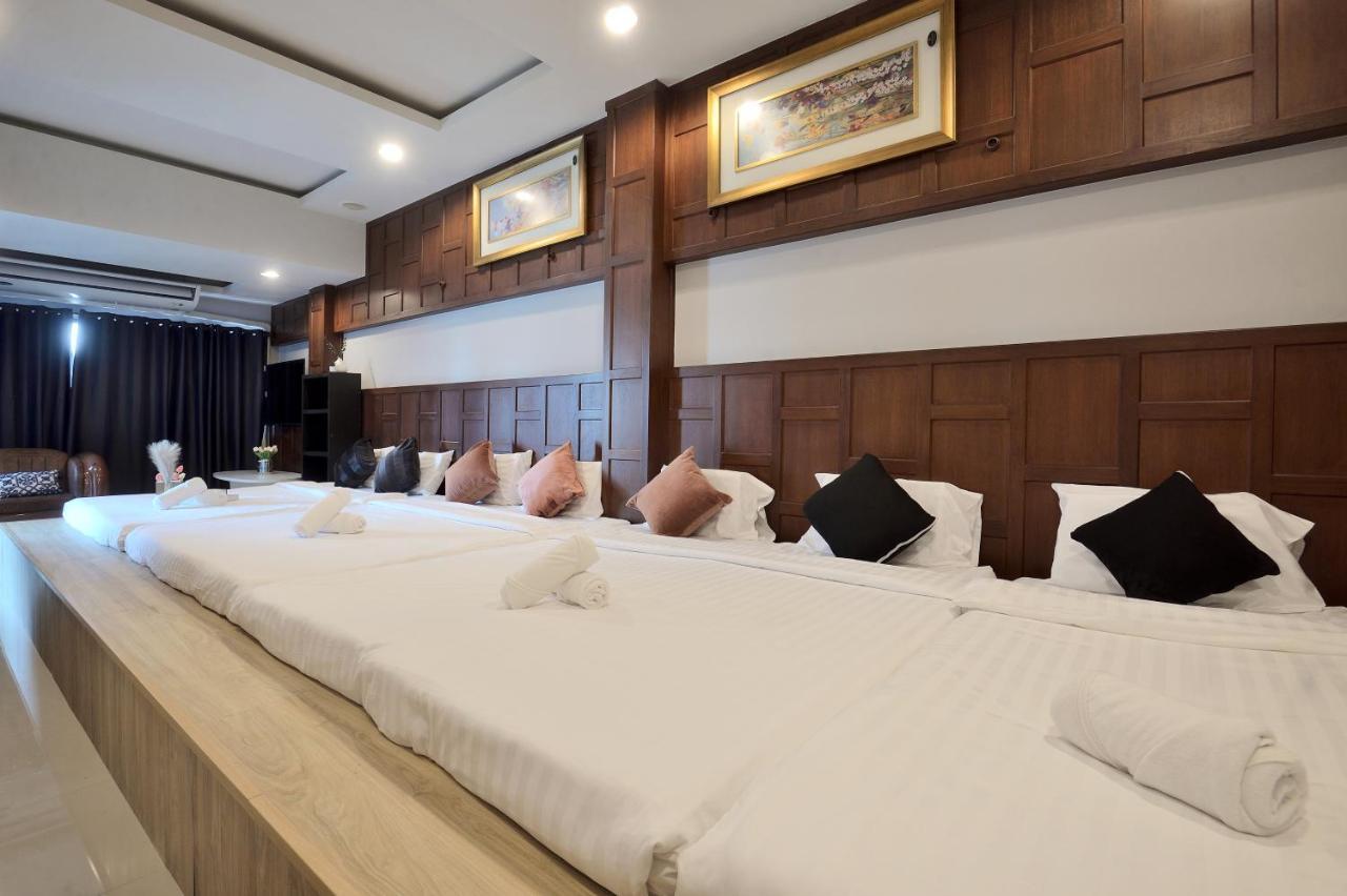 Hotel De Lux Bangkok