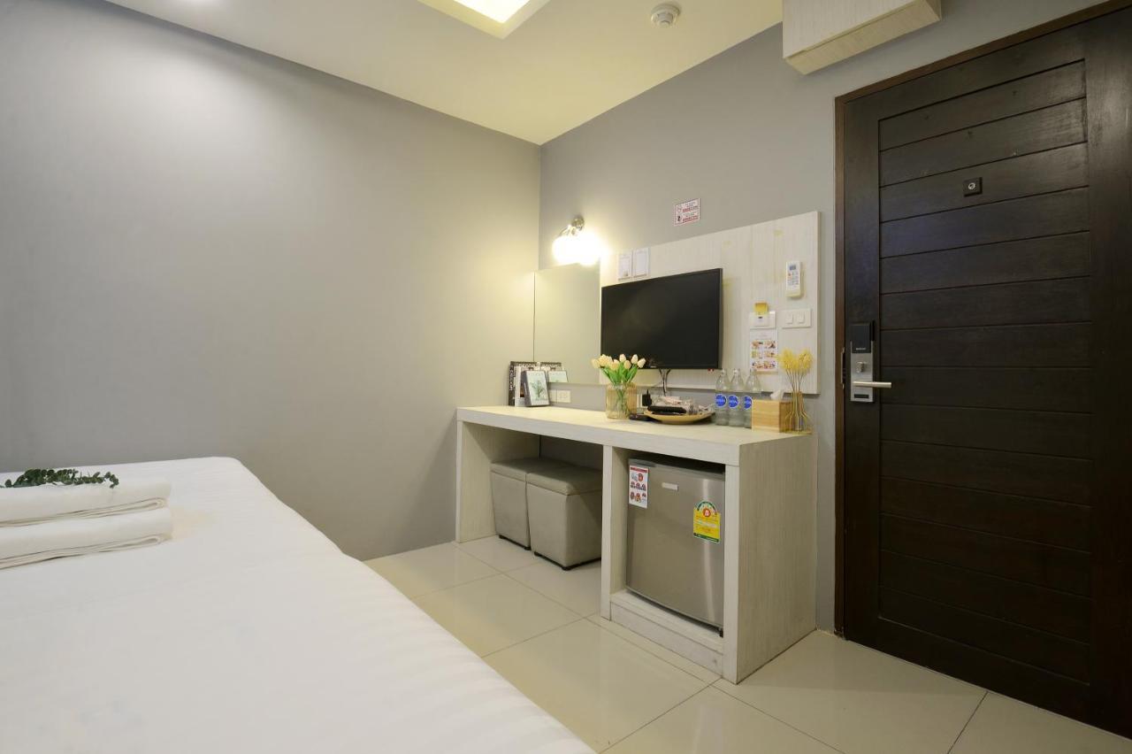 Hotel De Lux Bangkok
