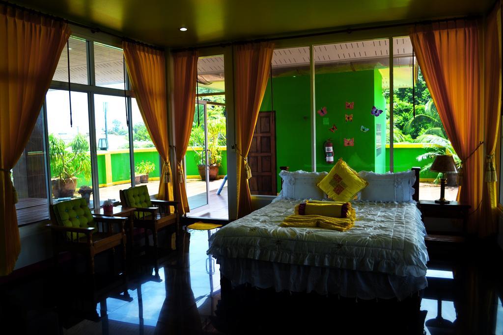 Sairougn Seaview Hotel