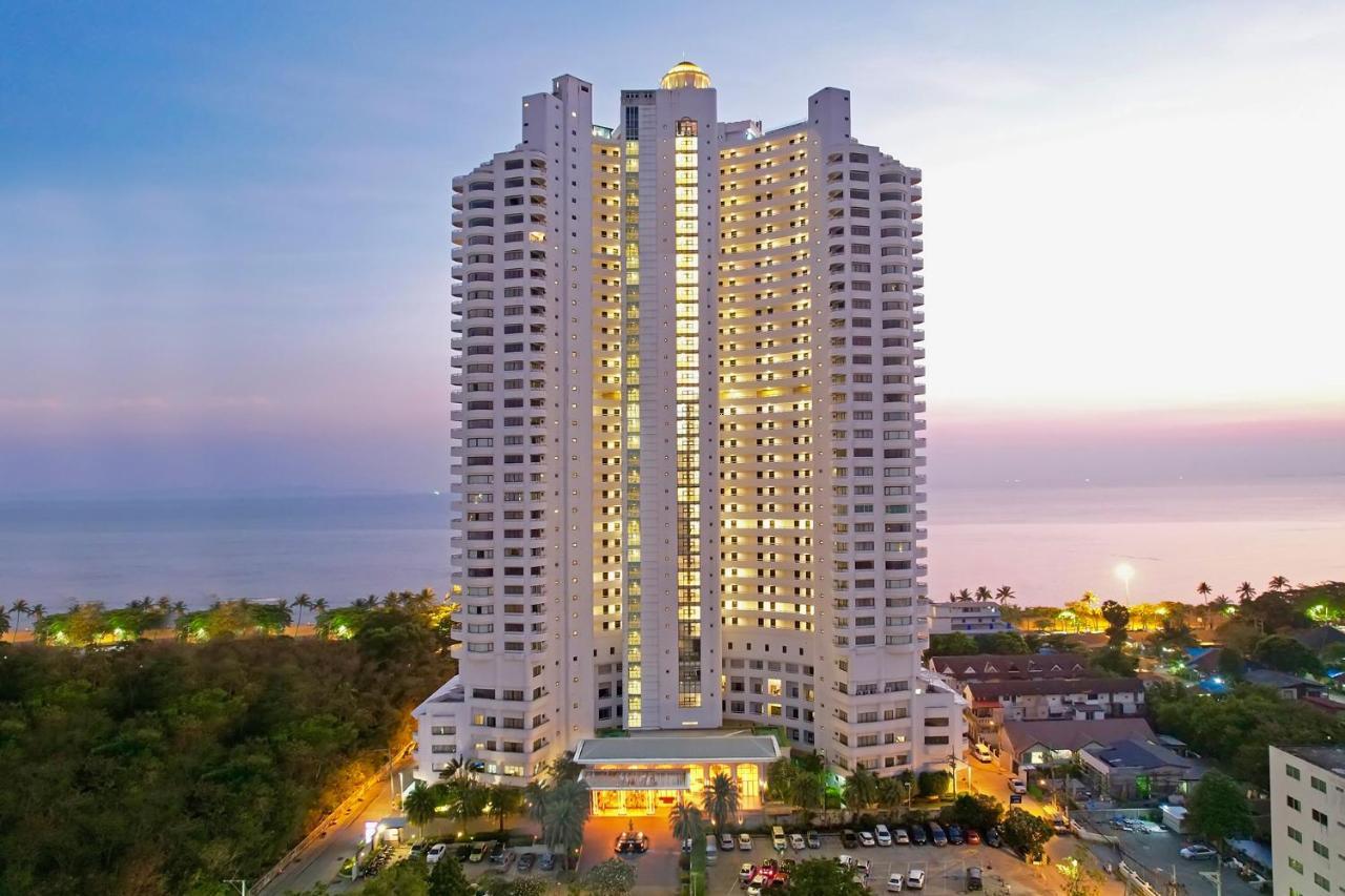 Hotel D Varee Beach, Pattaya Jomtien Beach