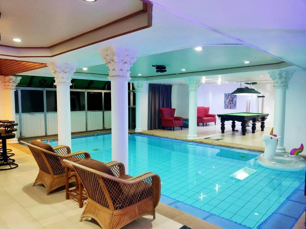 The Park Pool * Pattaya