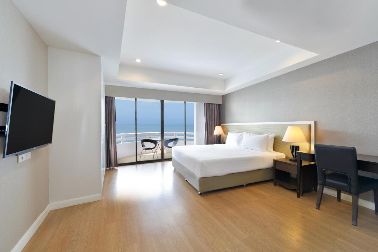 Hotel D Varee Beach, Pattaya 5*