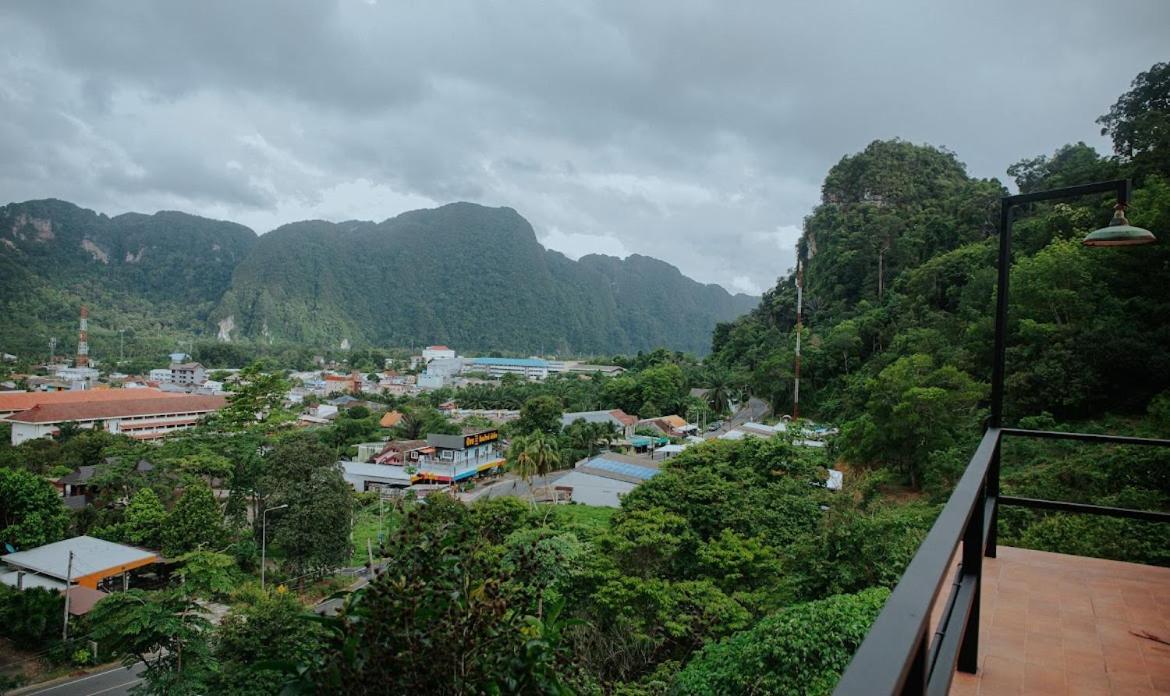 ลอดจ์พังงา บูทีค Country house Phang Nga