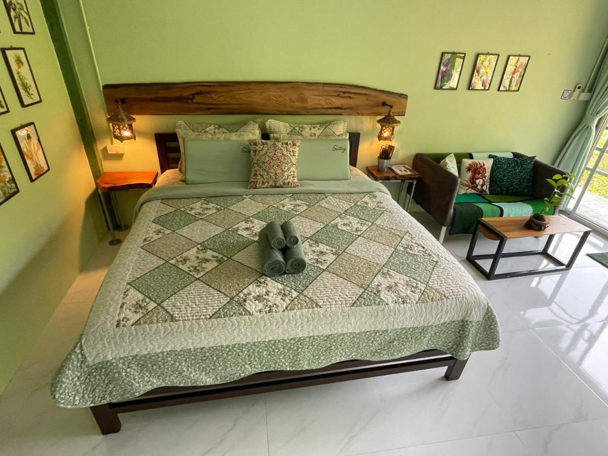 Country house ลอดจ์พังงา บูทีค *