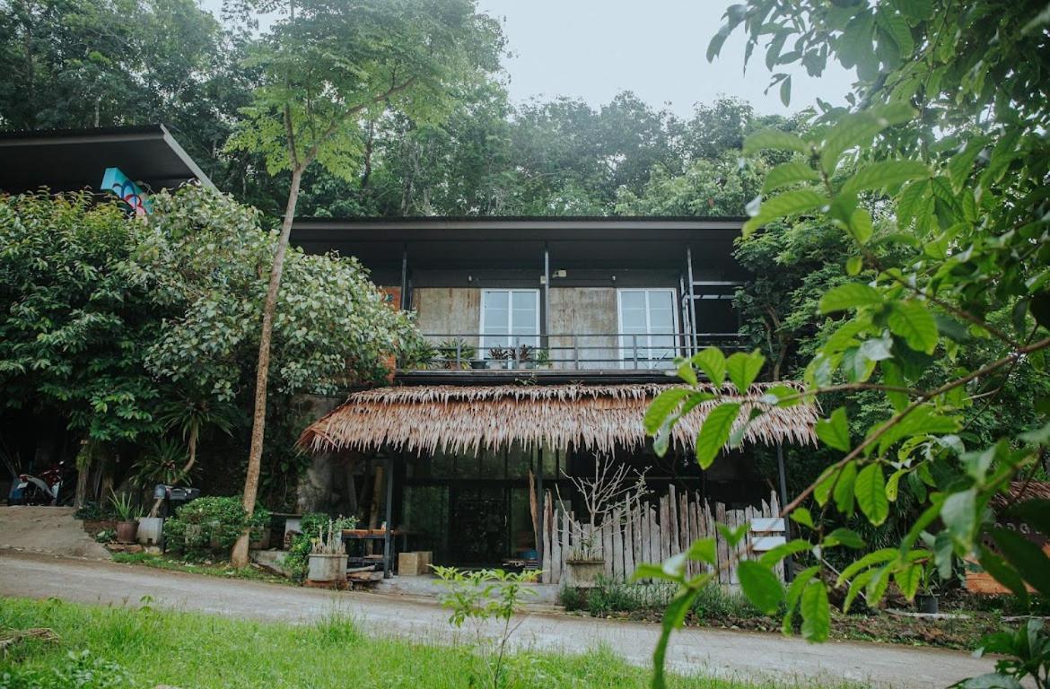 Country house ลอดจ์พังงา บูทีค Phang Nga