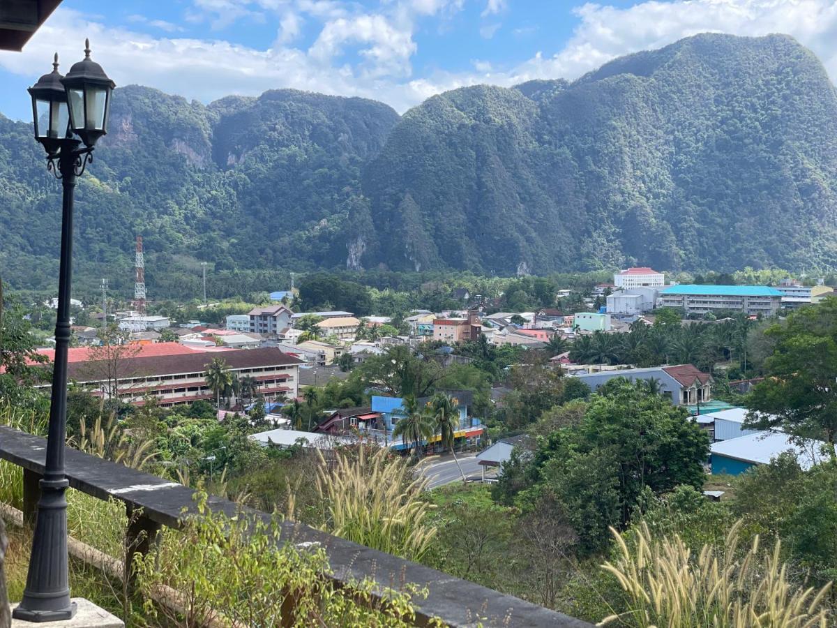 Chácara ลอดจ์พังงา บูทีค Phang Nga
