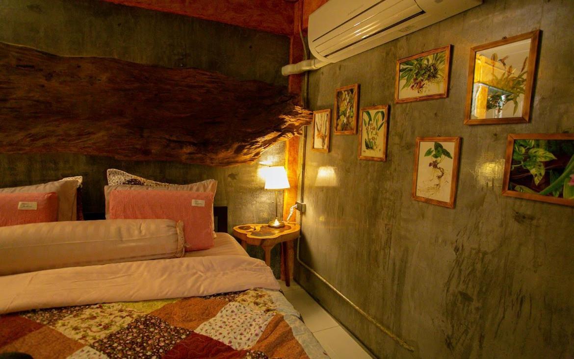 ลอดจ์พังงา บูทีค Country house *