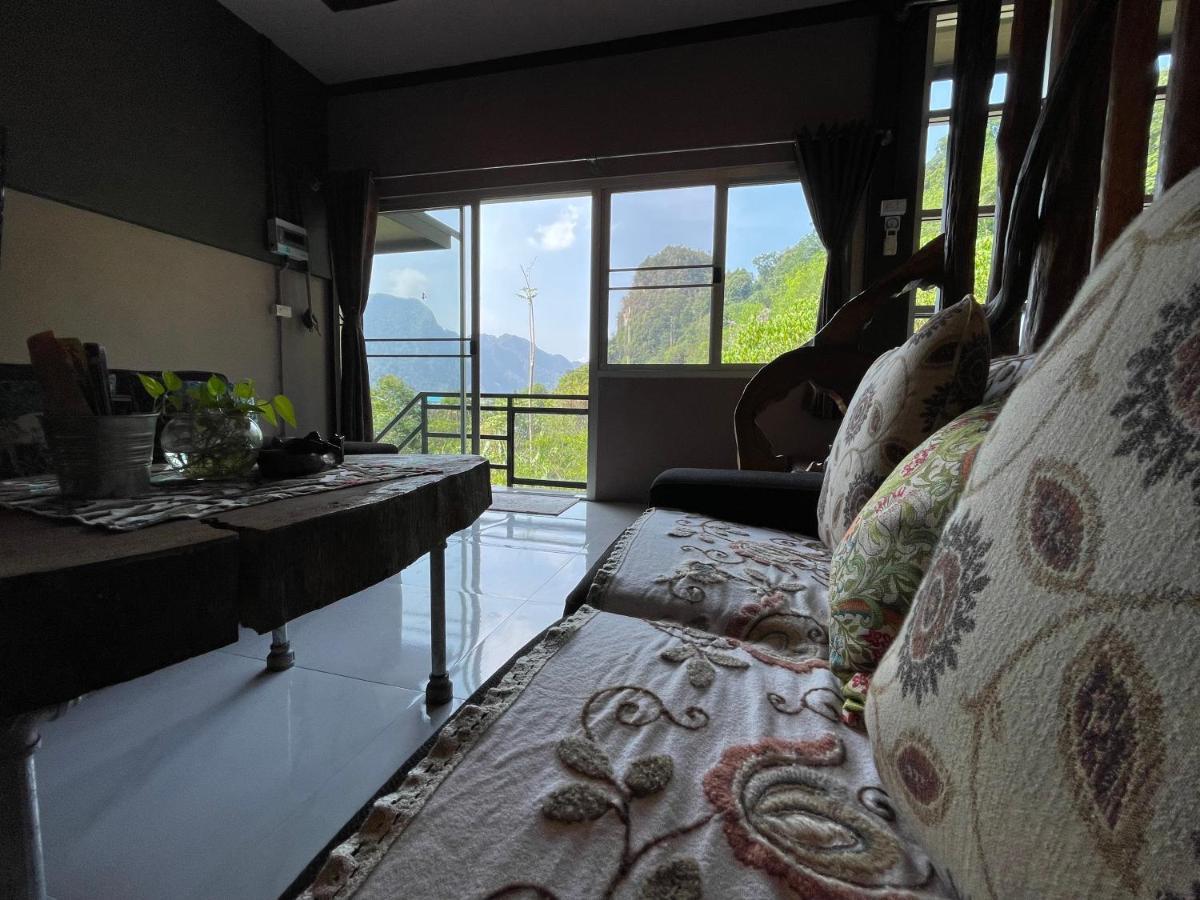 Country house ลอดจ์พังงา บูทีค Phang Nga
