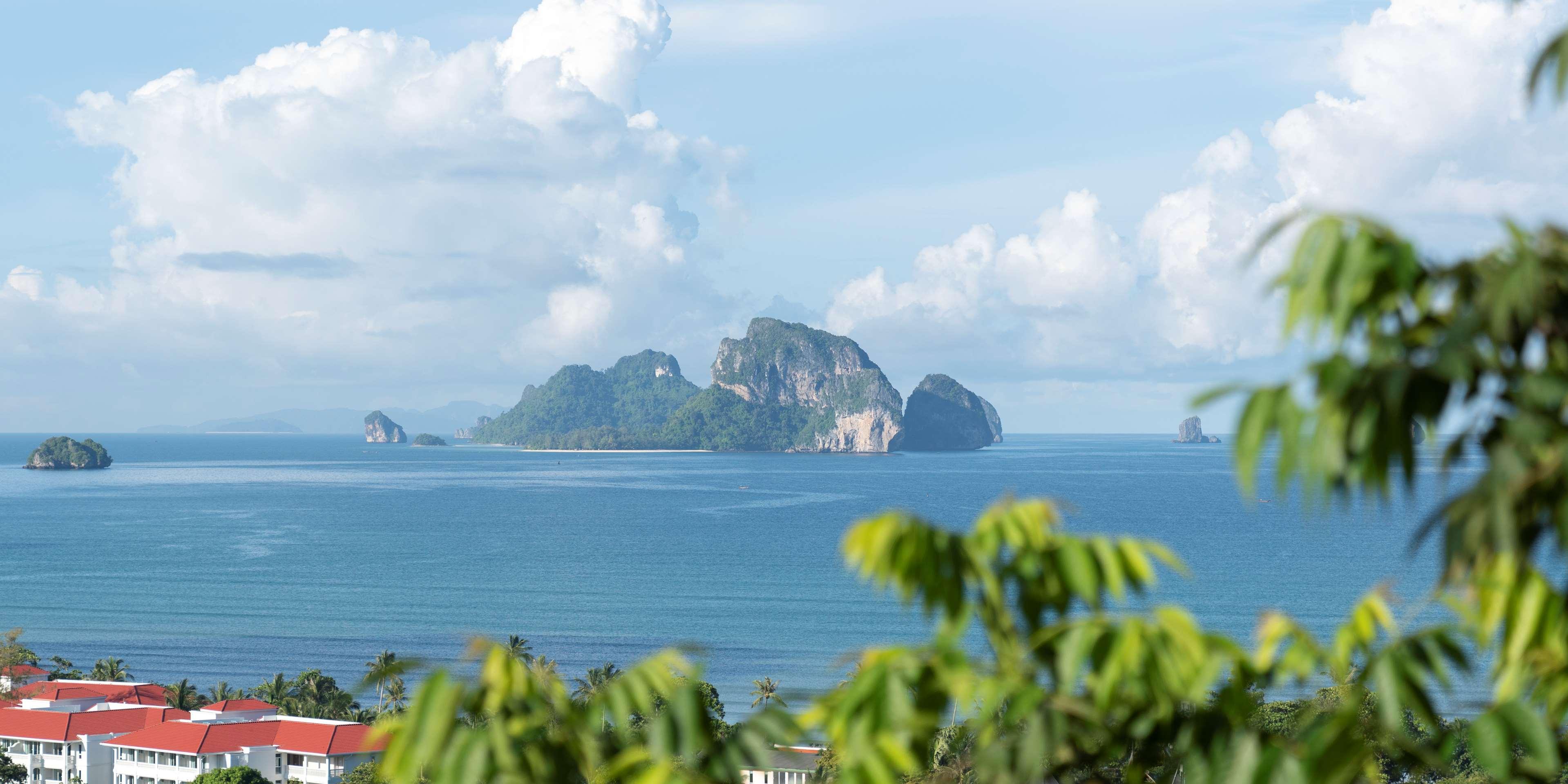 Resort Avani Cliff Krabi 4*