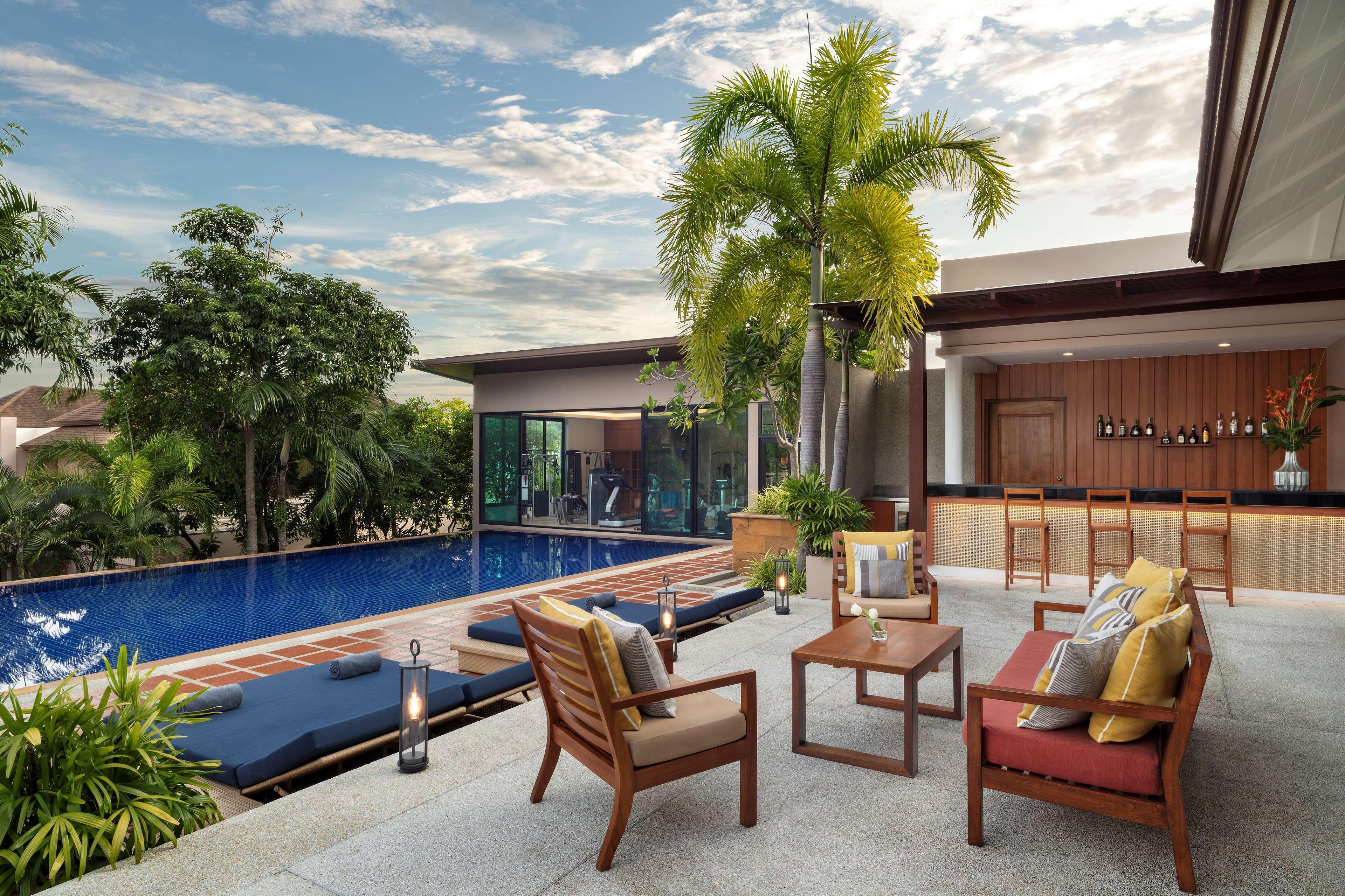 Avani Cliff Krabi Resort 4*