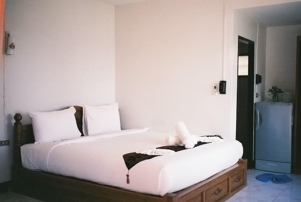 Resort Silver