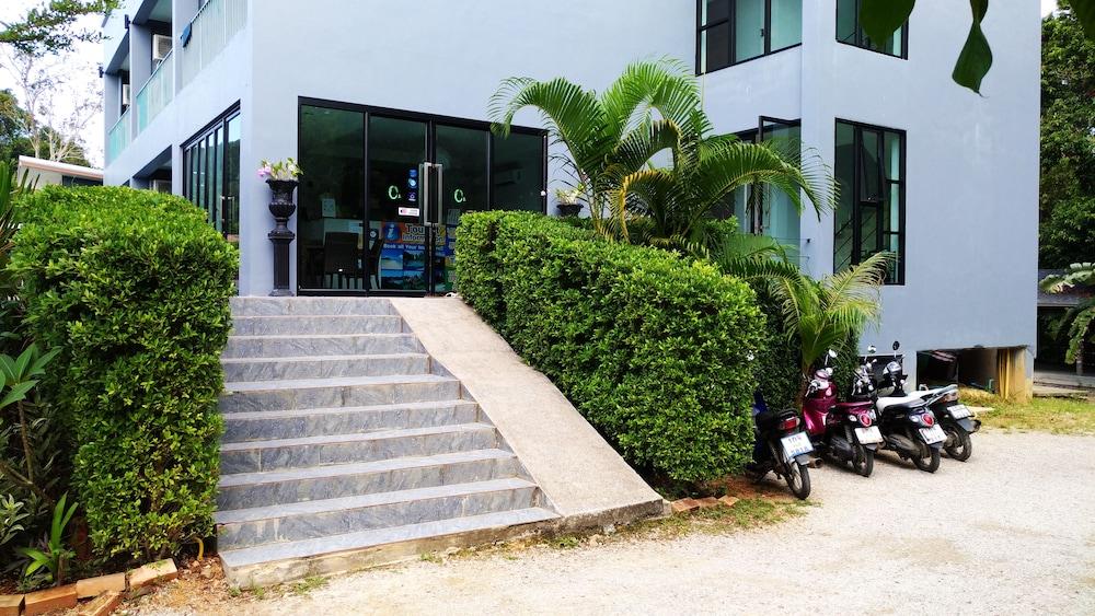 O2villa Aonang Hotel Krabi