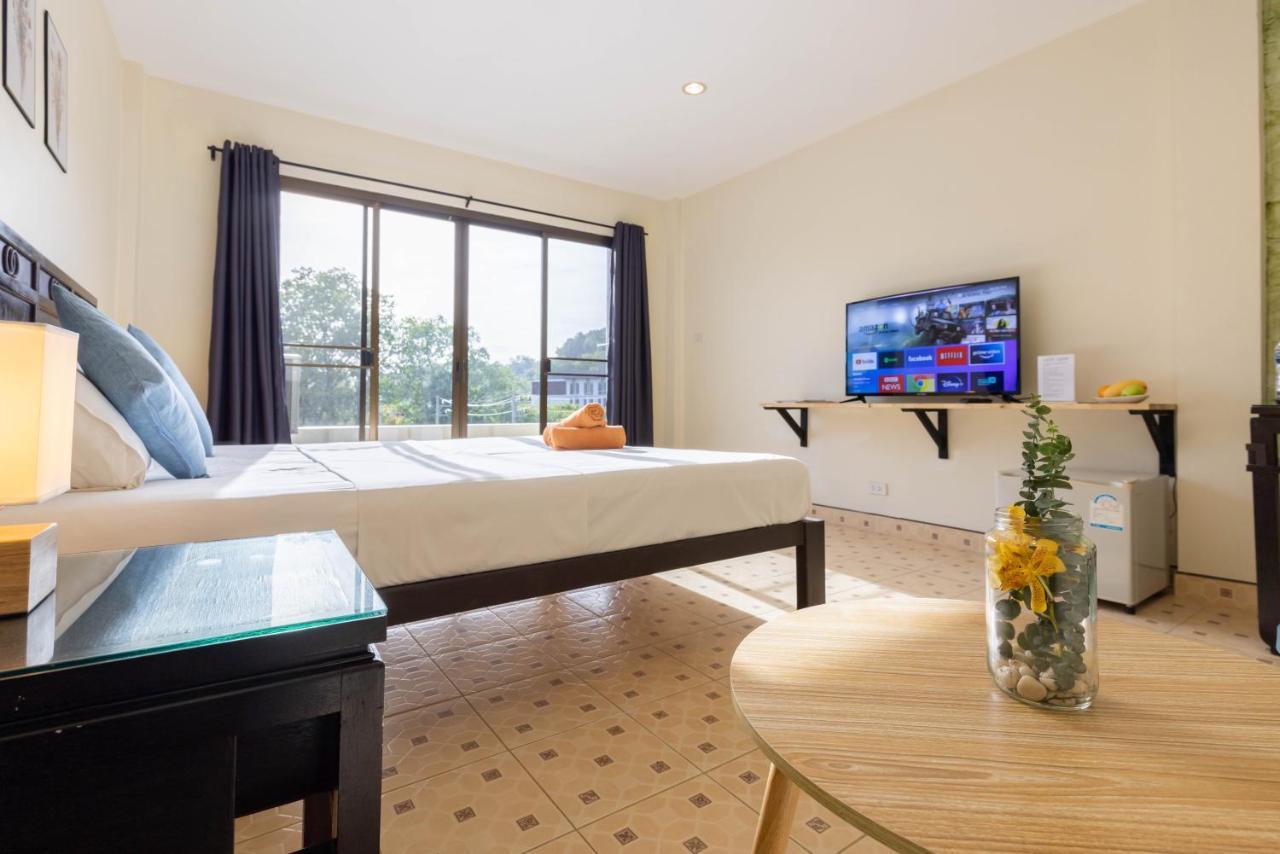 Hotel Club22 Suites, Kamala Beach