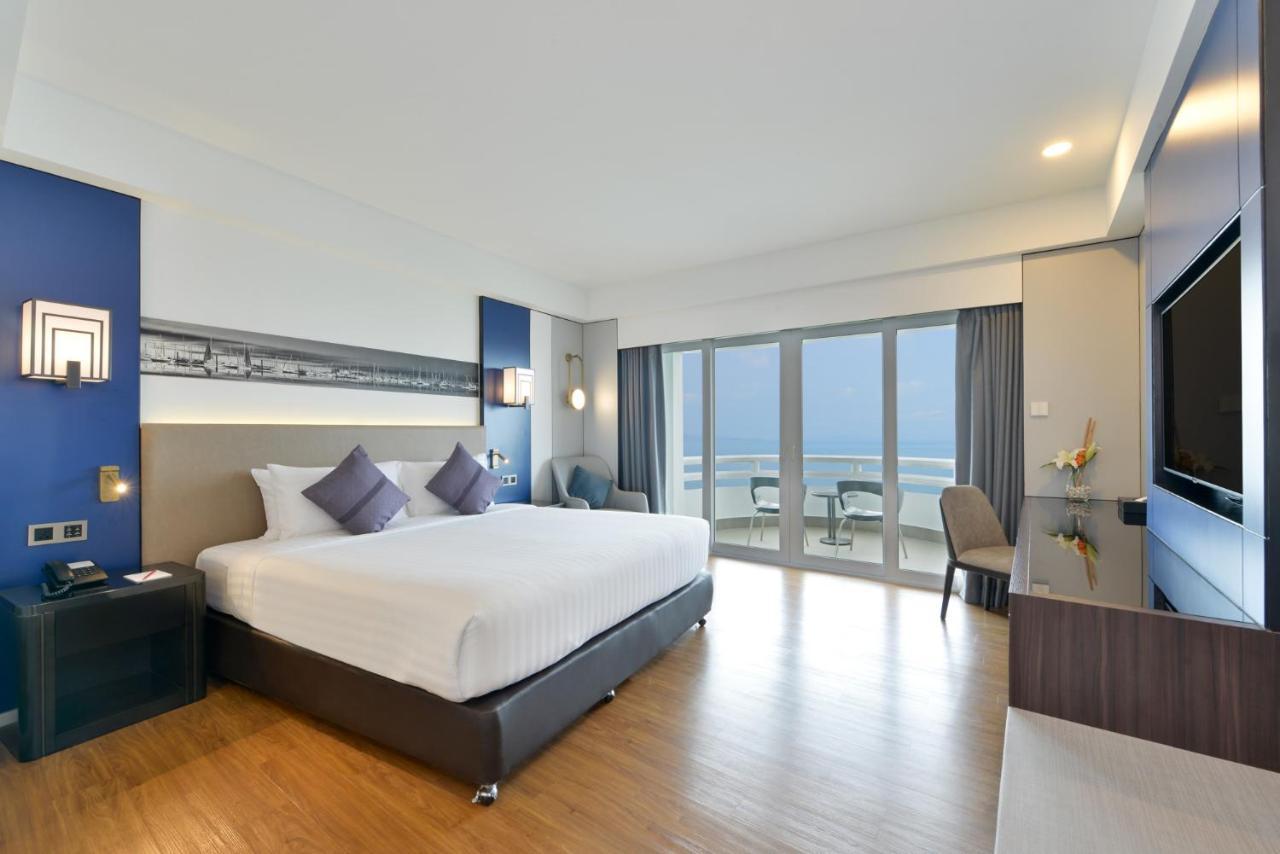 Hotel D Varee Beach, Pattaya Jomtien Beach