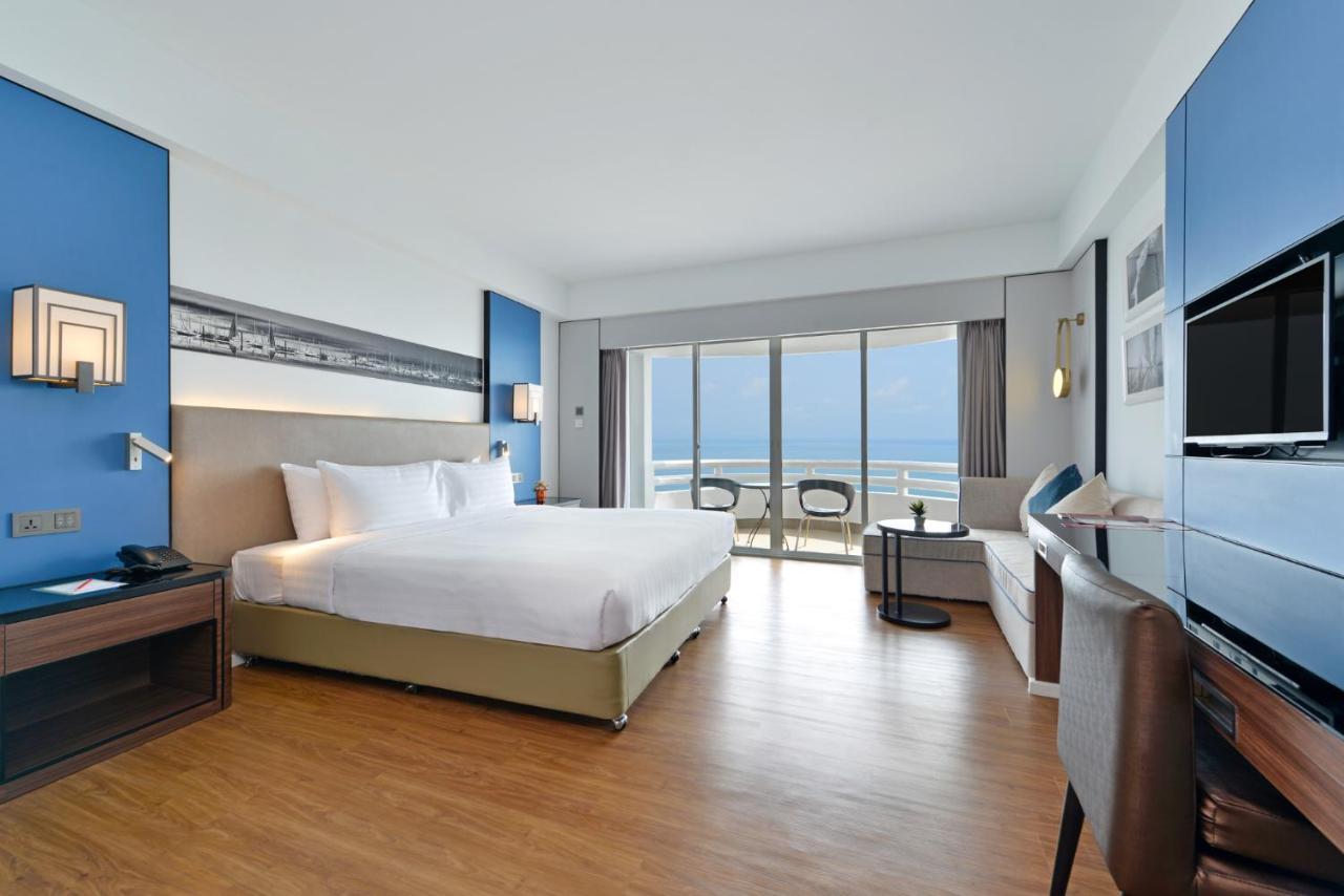 Hotel D Varee Beach, Pattaya