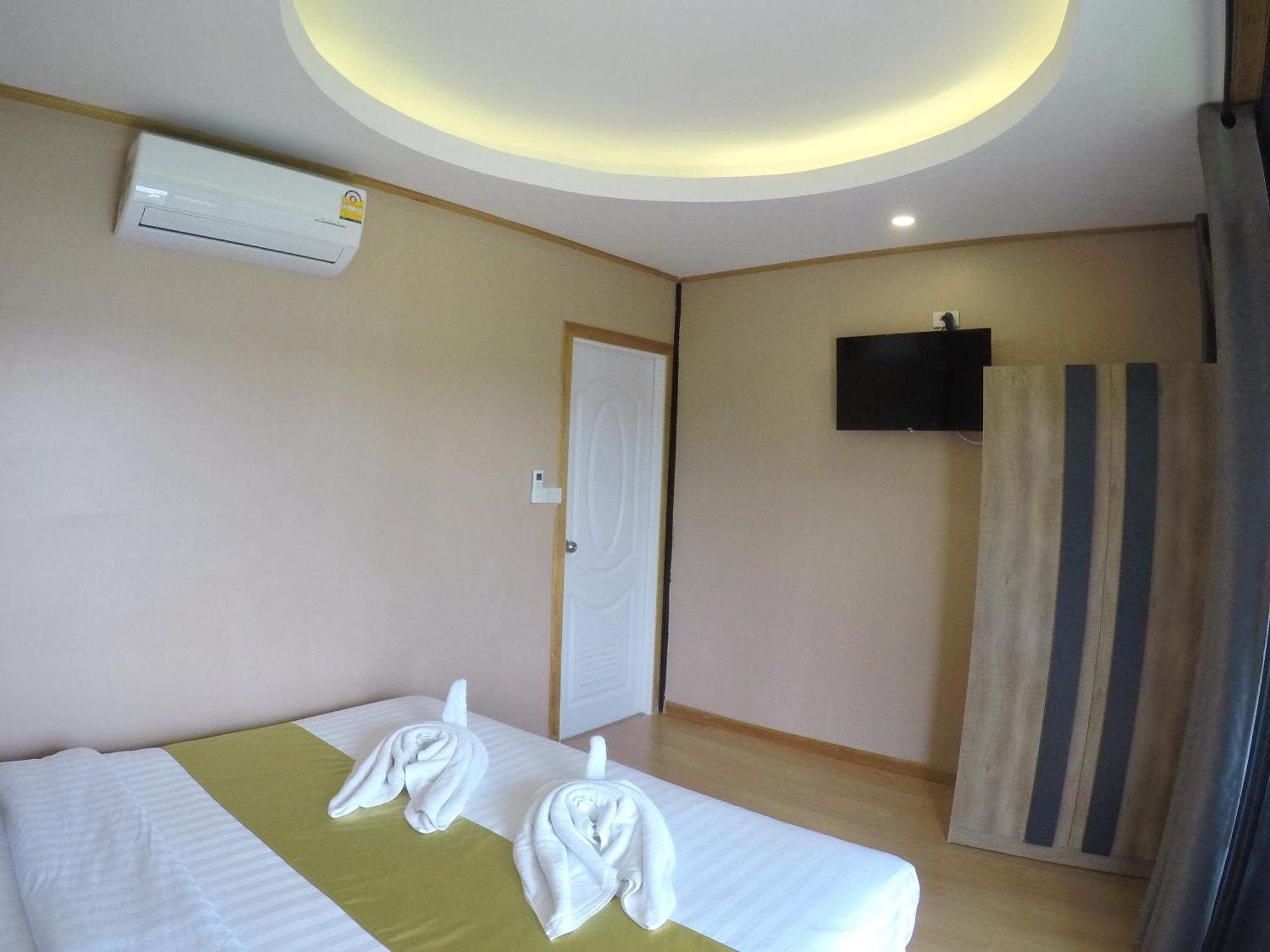 Marigold Aonang Resort 2*