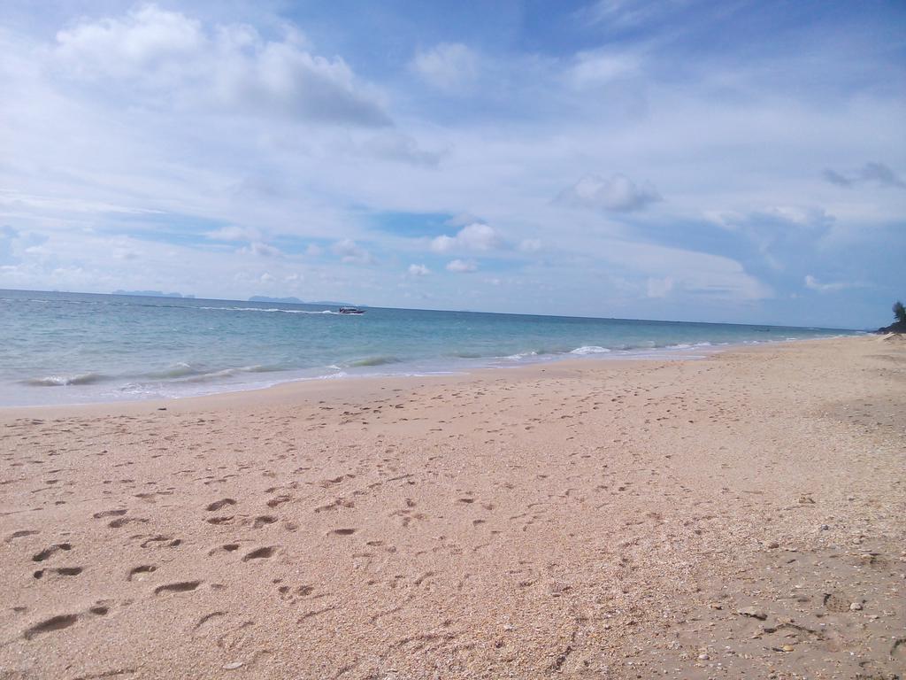 Hostel Chill Chill Long Koh Lanta