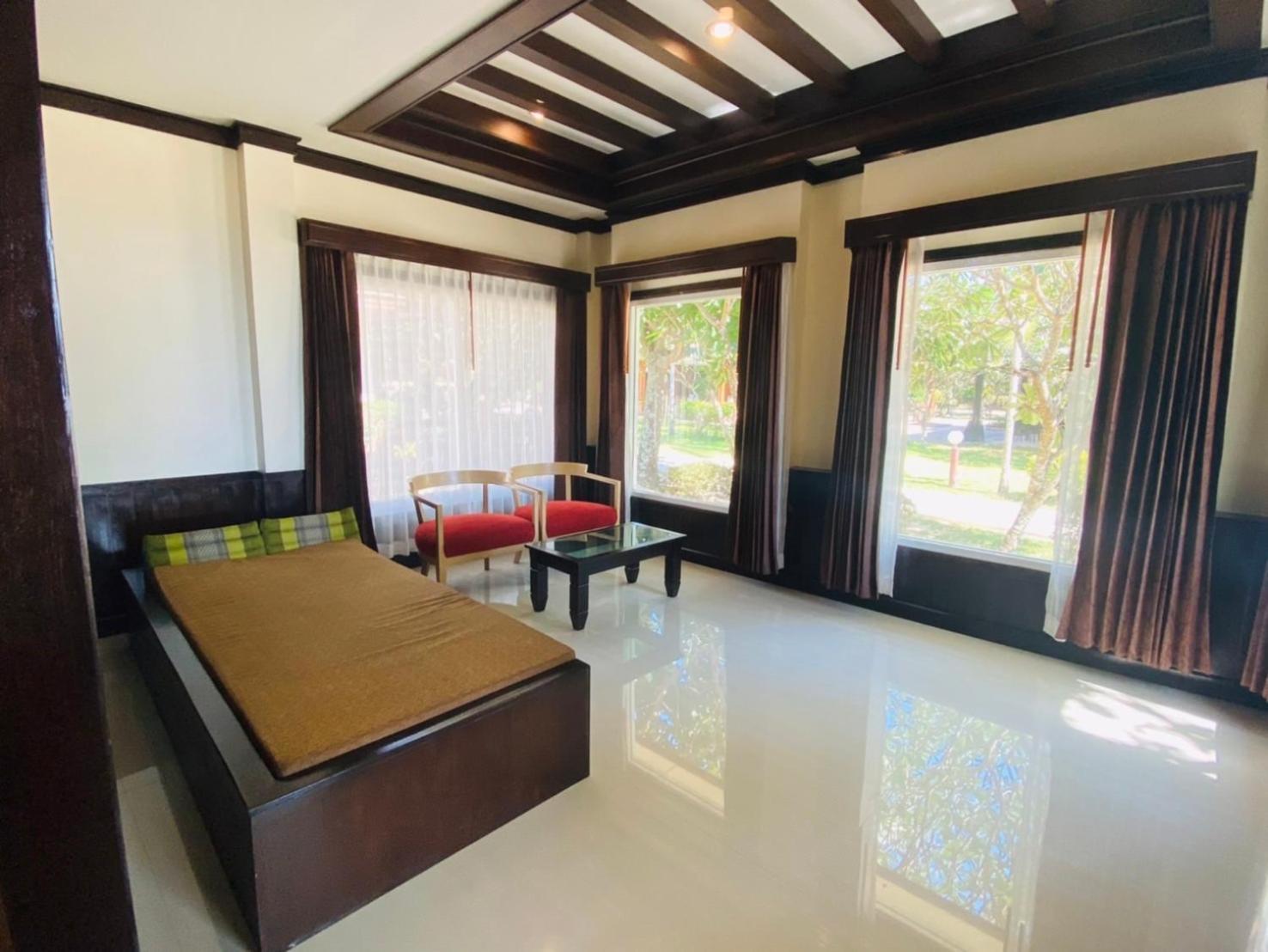 Hotel At Lanta 4*