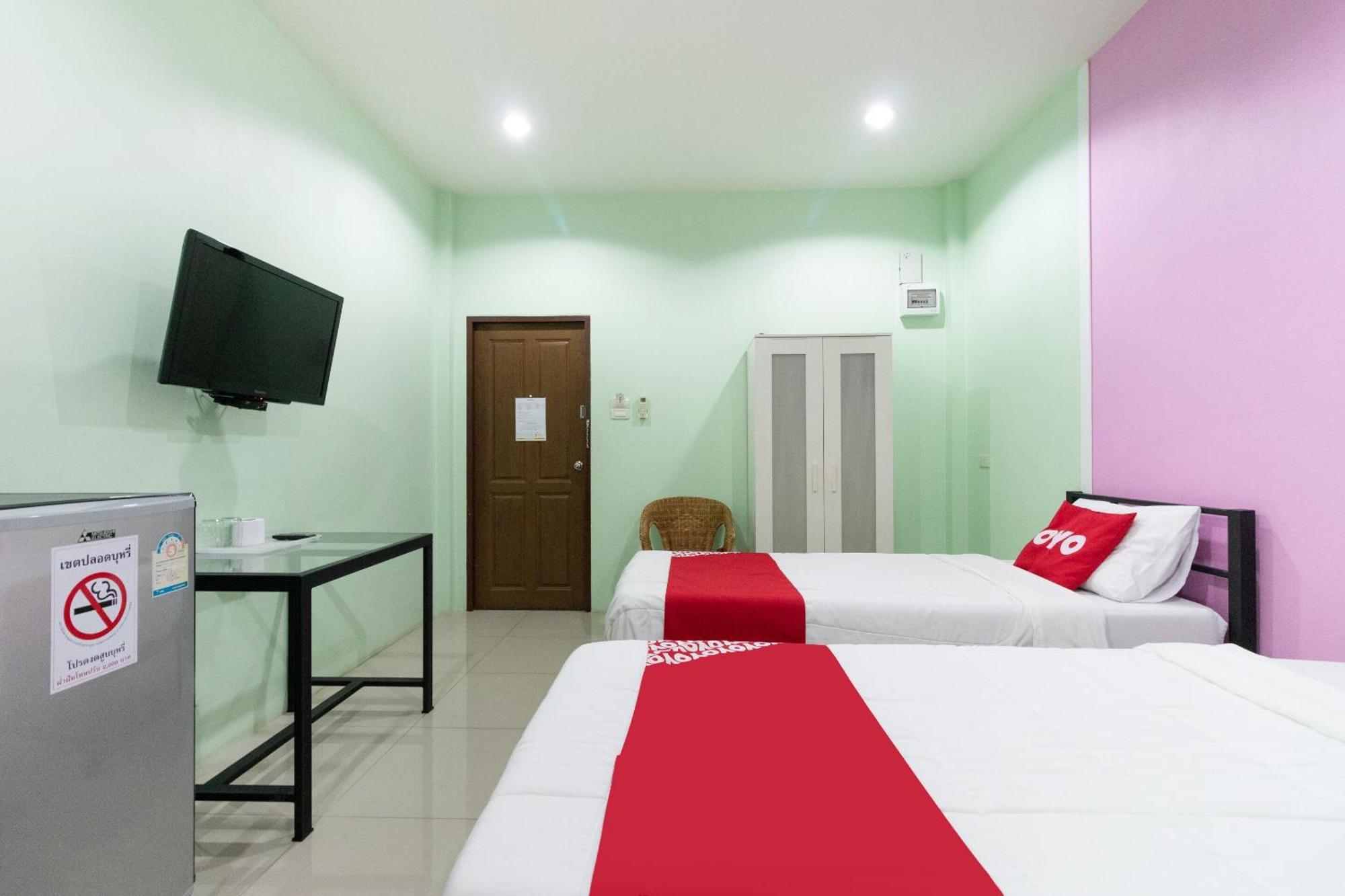 Oyo 1163 Eden Hotel Phuket