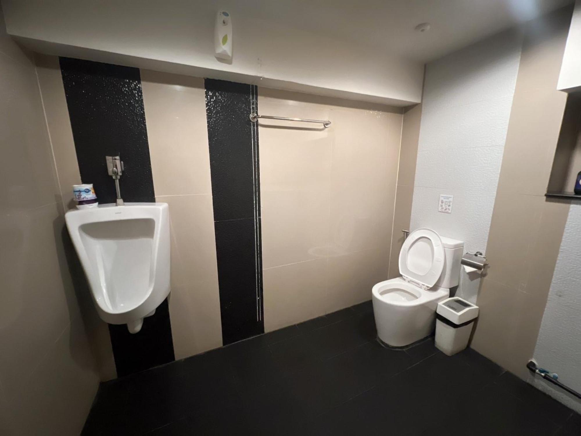 De Lux Bangkok 4* Ban Khlong Lat Bua Khao