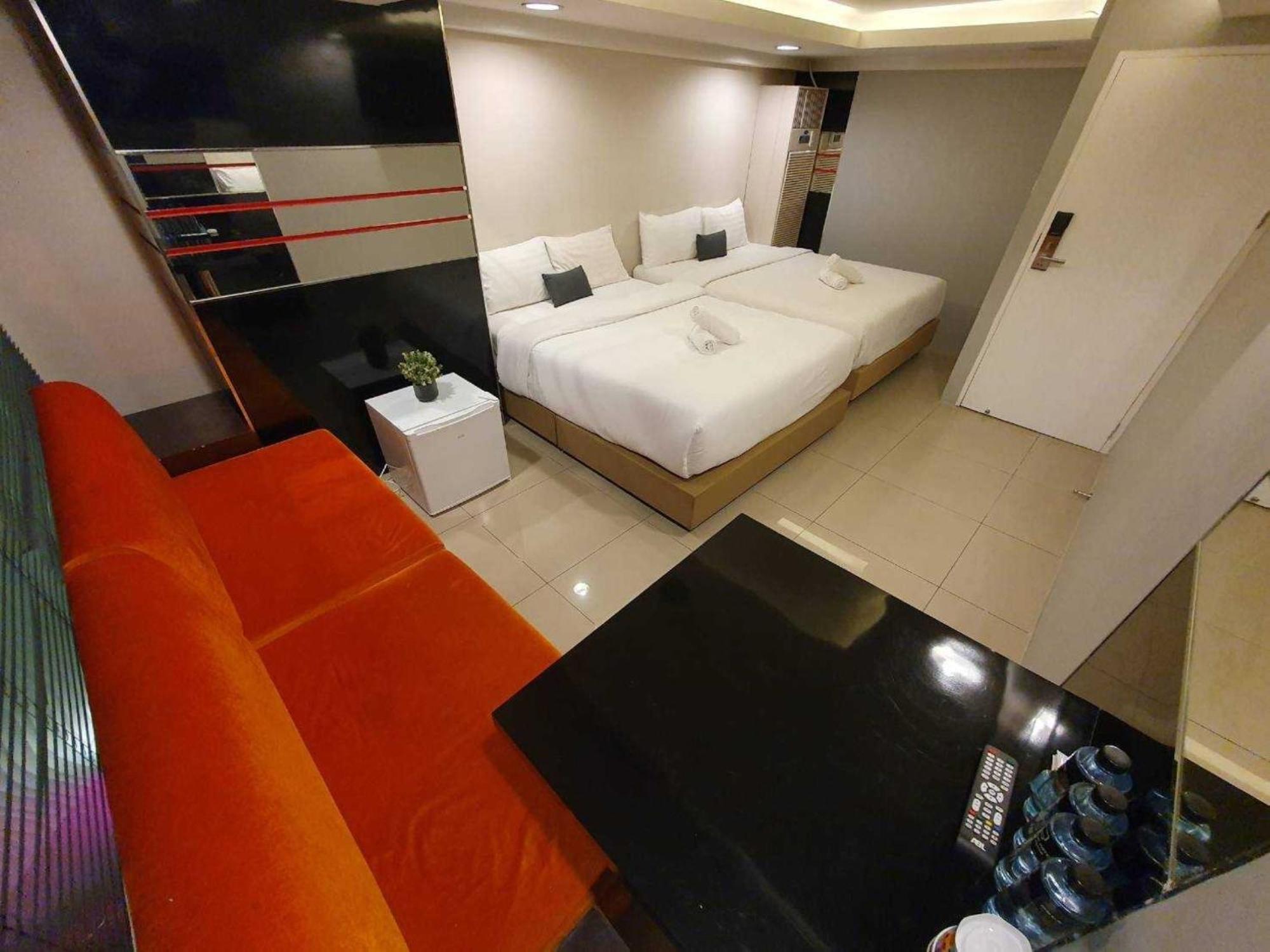 De Lux Bangkok Hotel Ban Khlong Lat Bua Khao