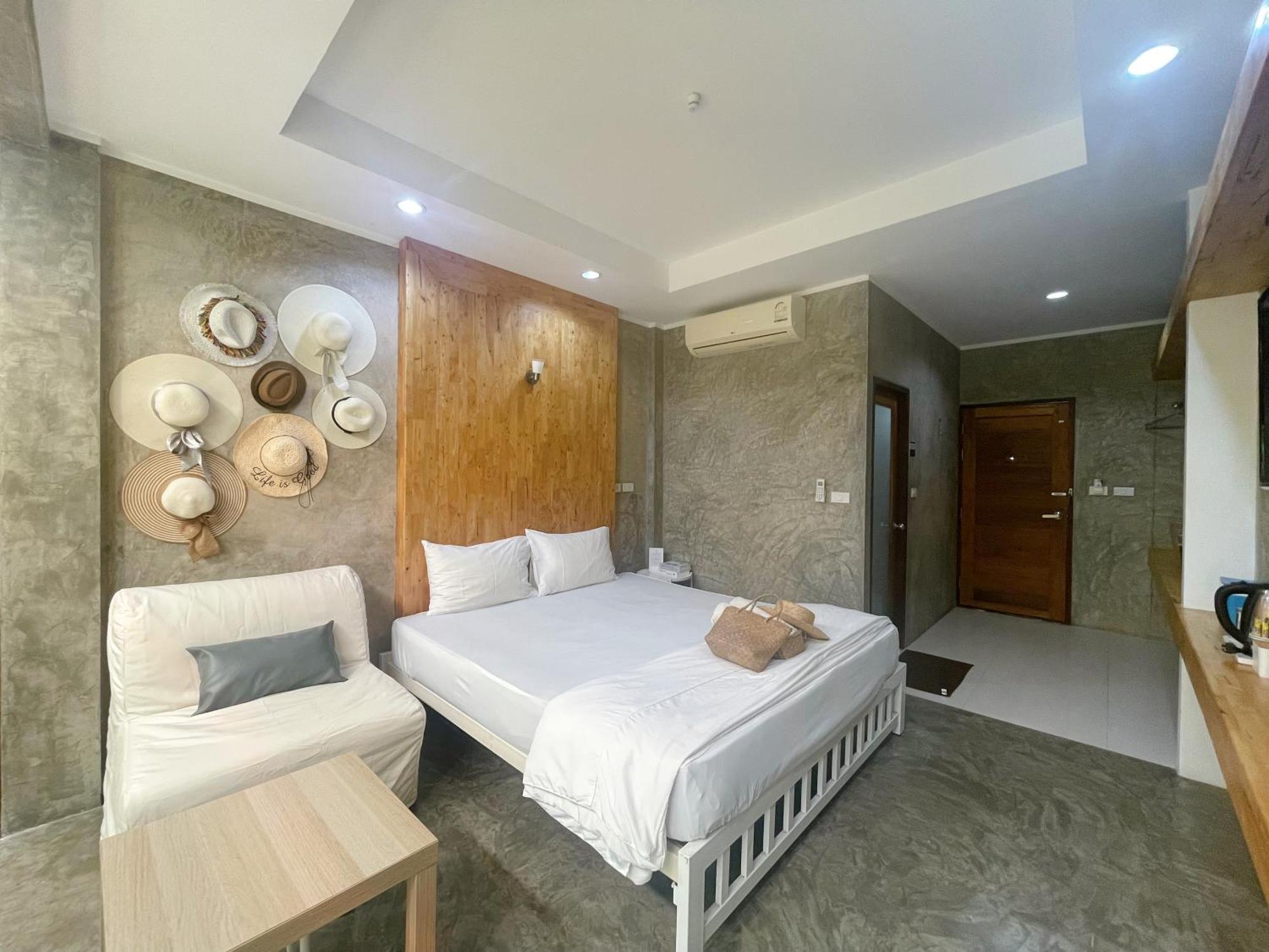 Check-in Ko Lan