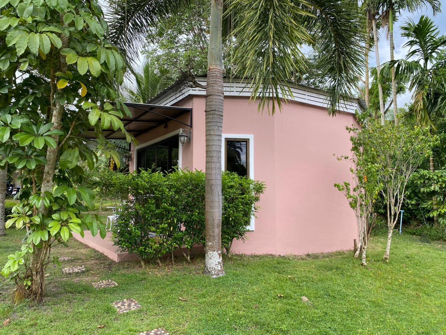 Tree Guest house Klong Muang Beach
