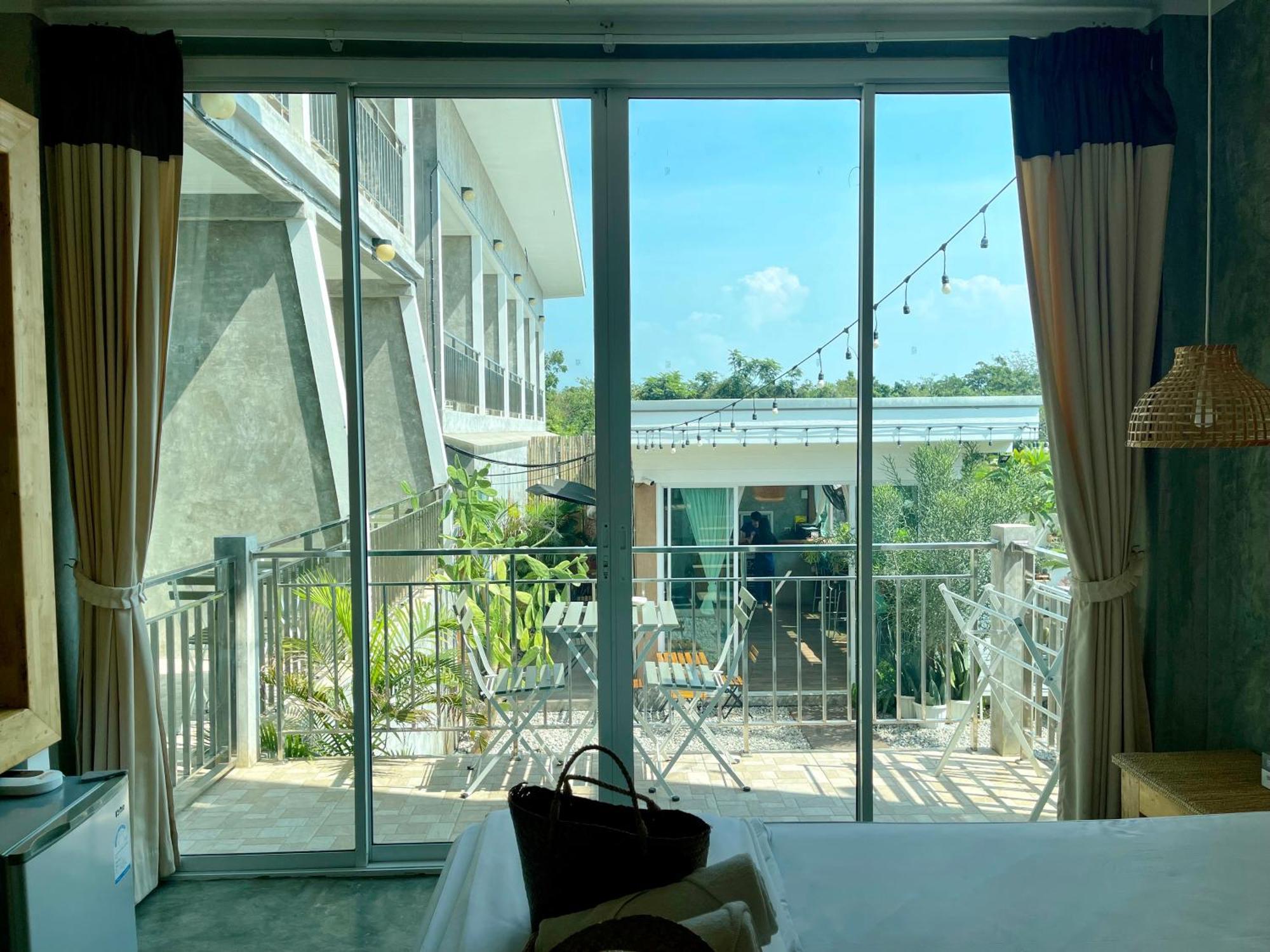 Check-in Ko Lan