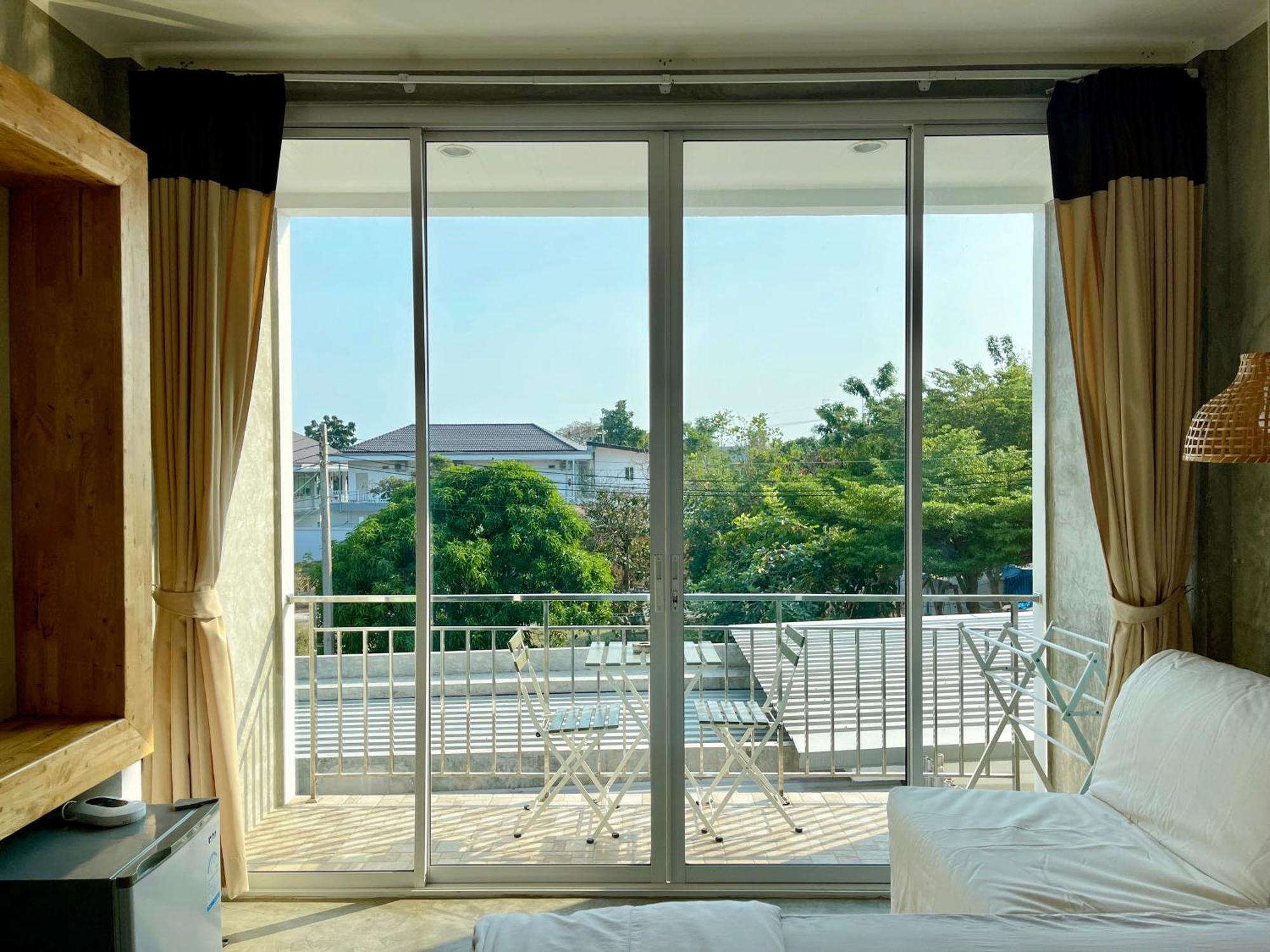 Check-in Hotel 2*