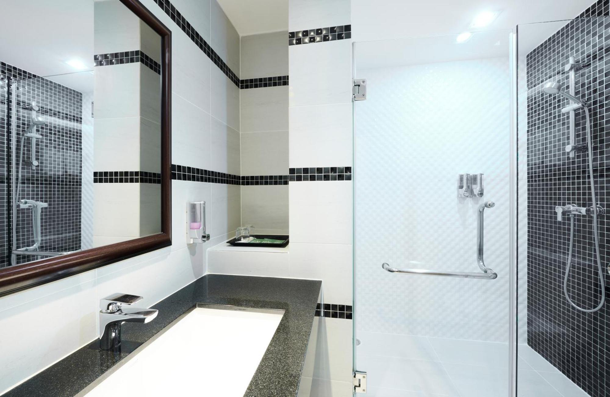 Adelphi 4* Pattaya
