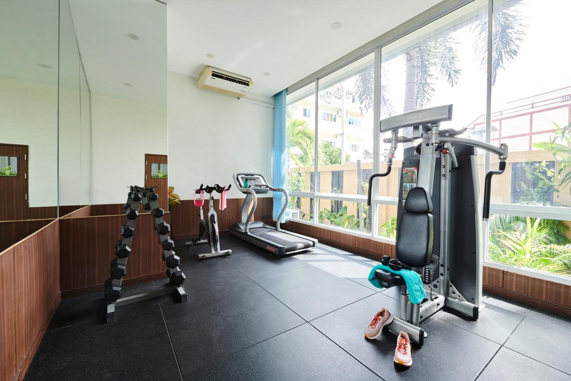 Adelphi 4* Pattaya