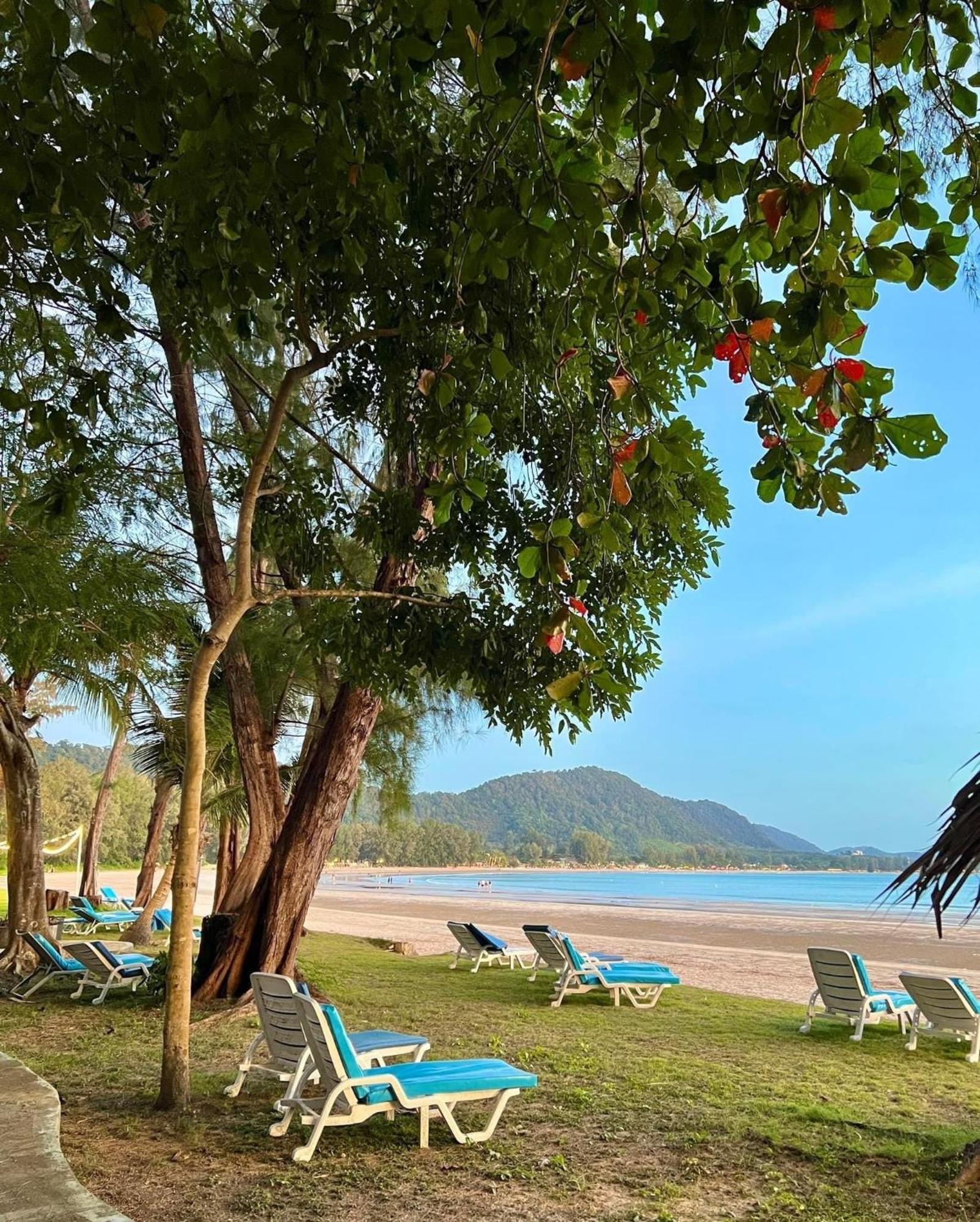 Twin Bay 3*