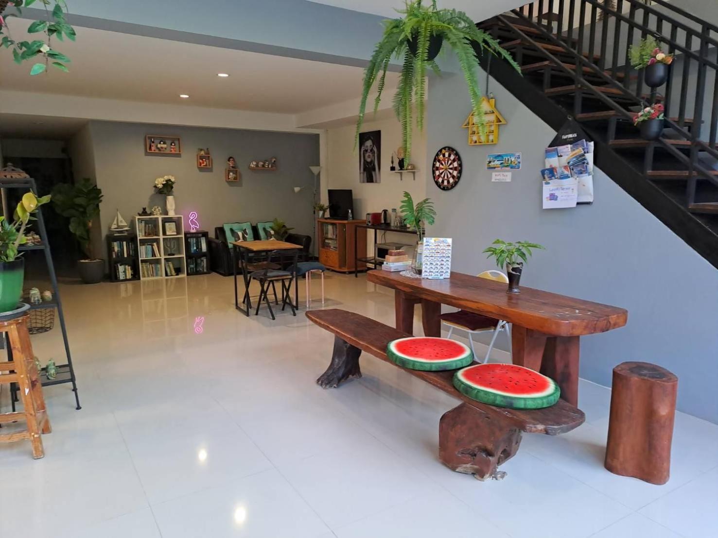 Wake Up @lanta : Cafe * Koh Lanta